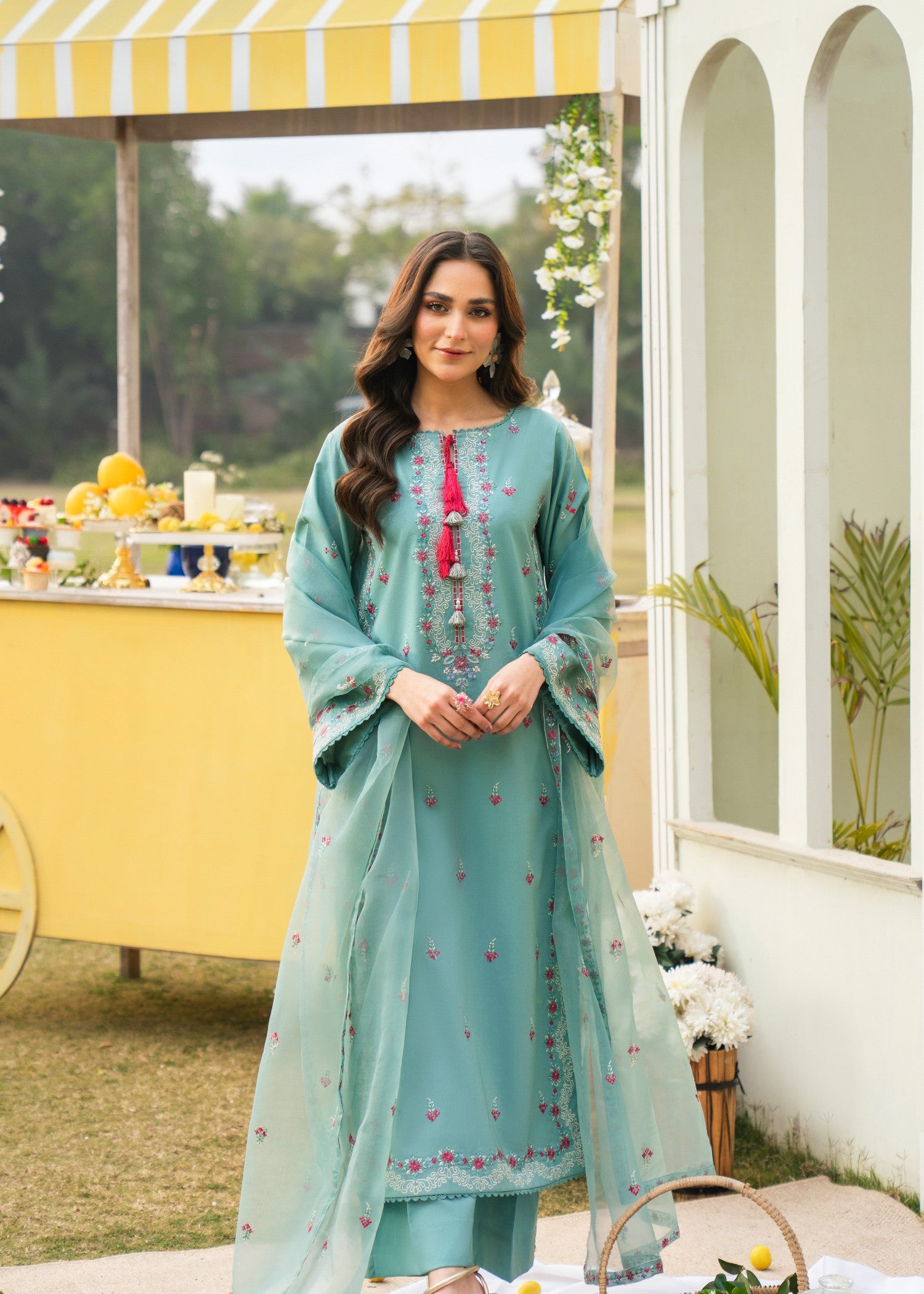 lawn Kurta Set in Powder blue, light pink