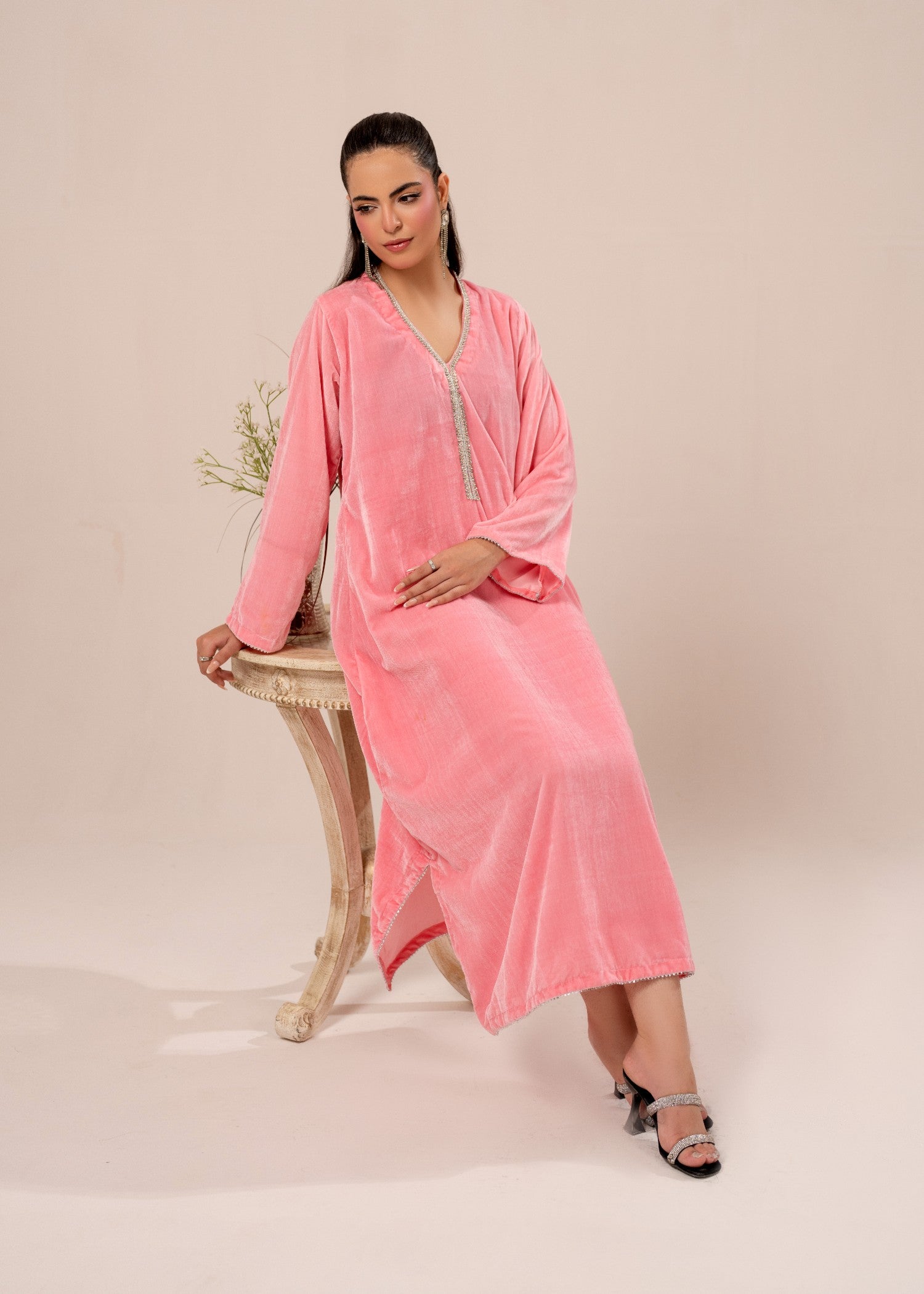 velvet Kaftan in Pink