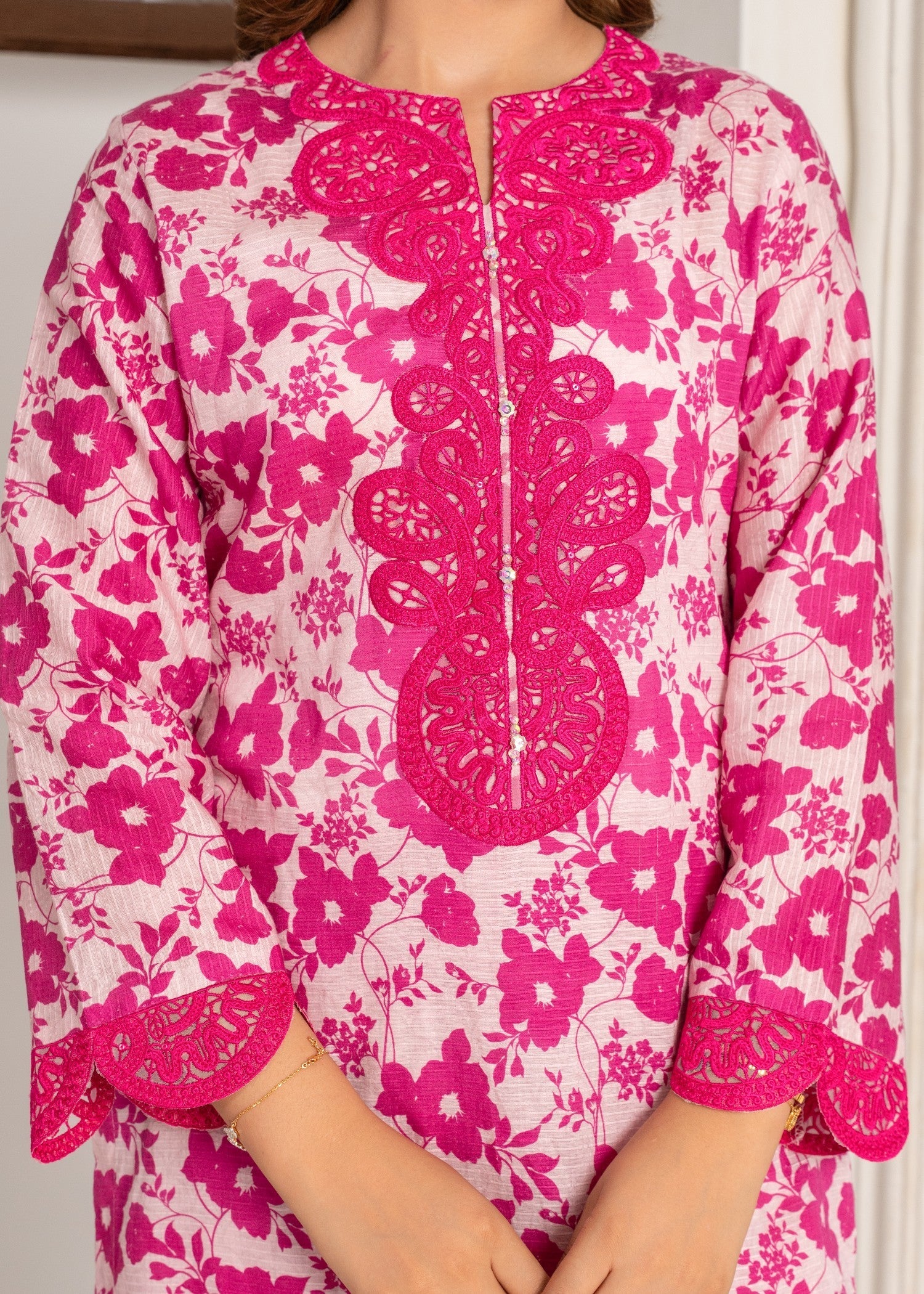textured lawn Kurta Set in Shocking pink