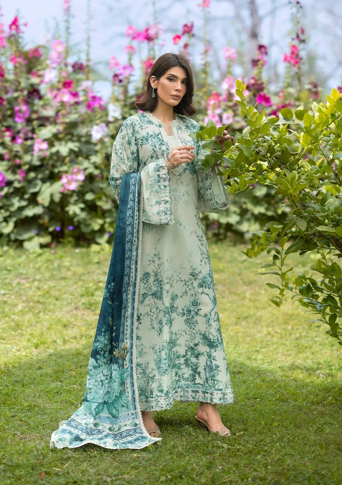 Bridgerton Prints Lawn – EPB-7A DAPHANEE
