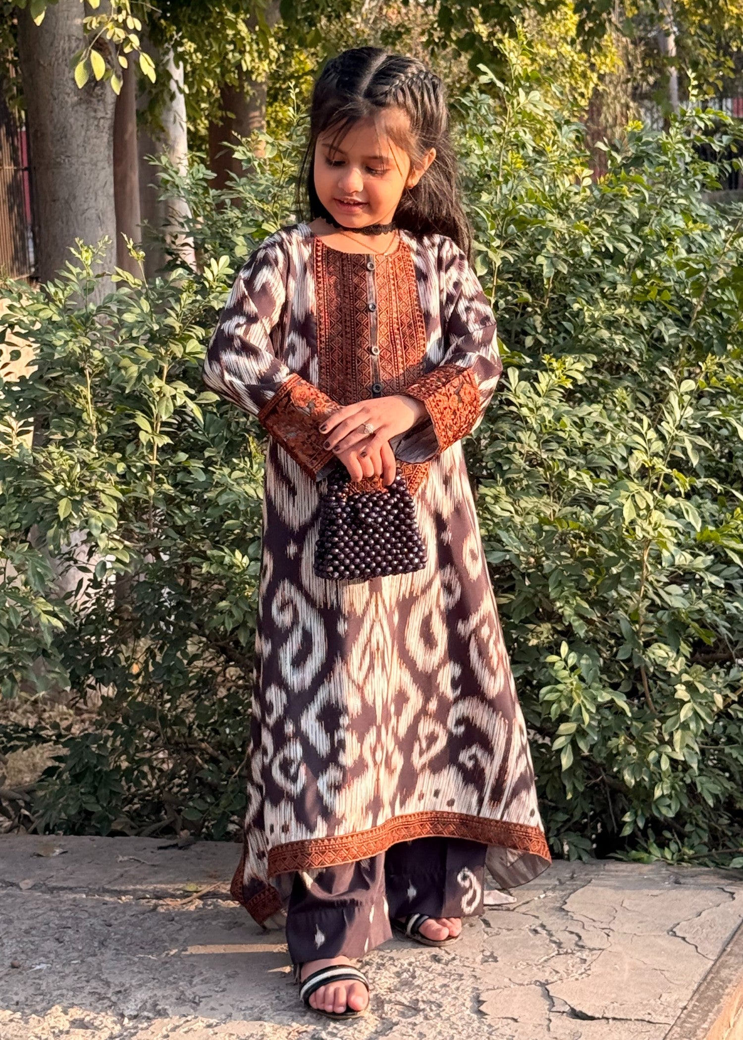 poly silk Kaftan in Burnt umber, khaki brown, black