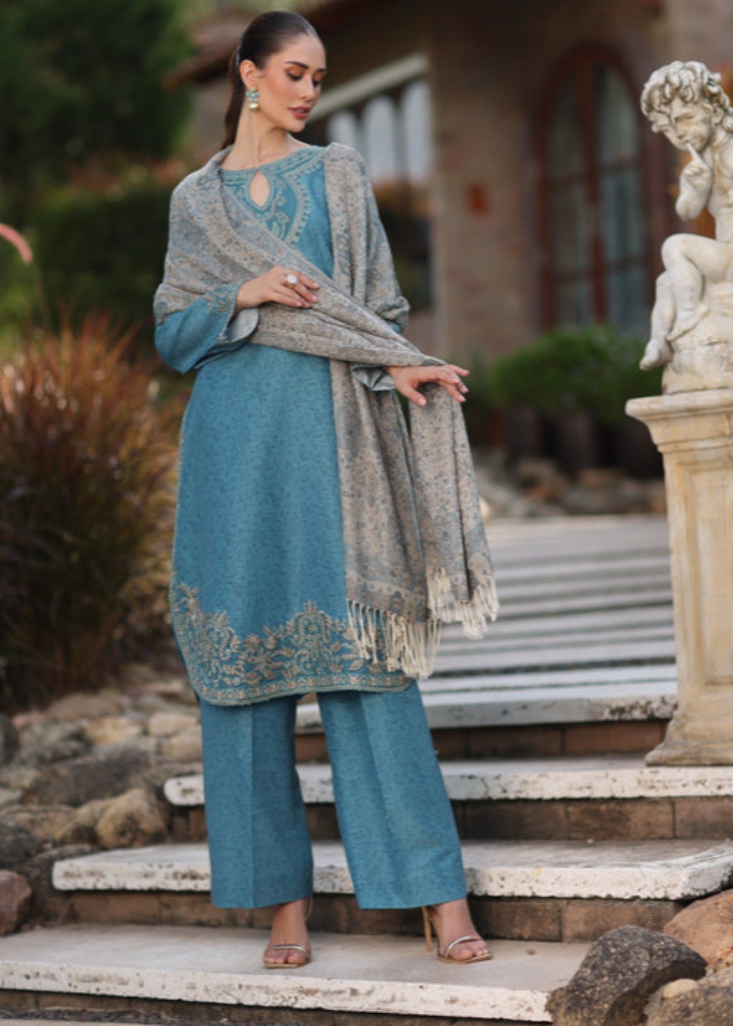 khaddar Kurta Set in Steel blue