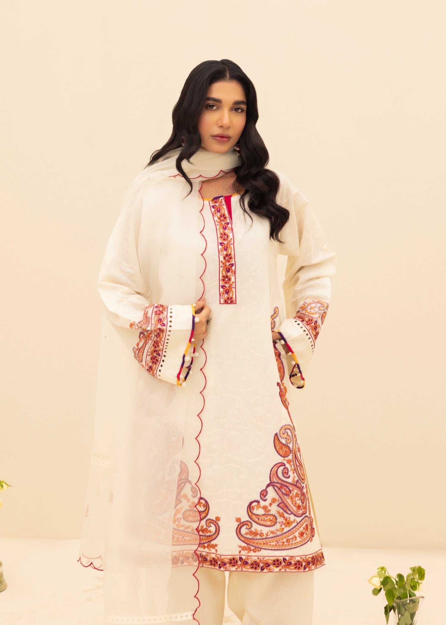 chambray Kurta Set in Off-white