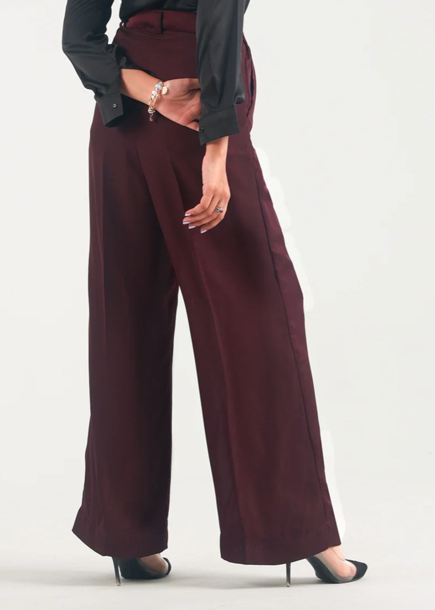 georgette Pants in Burgundy