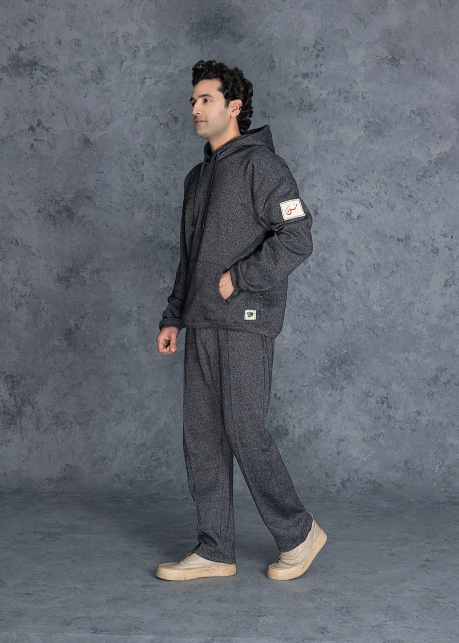 fleece Trousers in Charcoal black