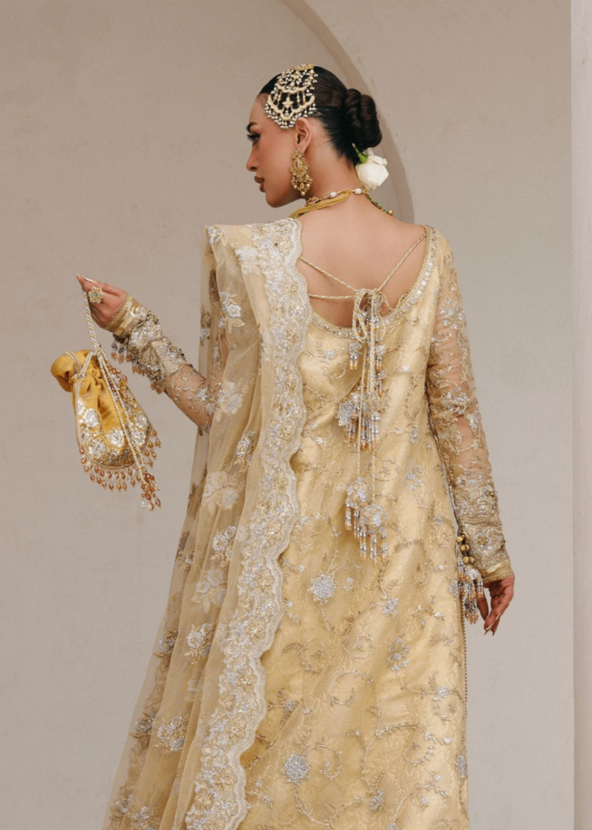 net Unstitched in Gold