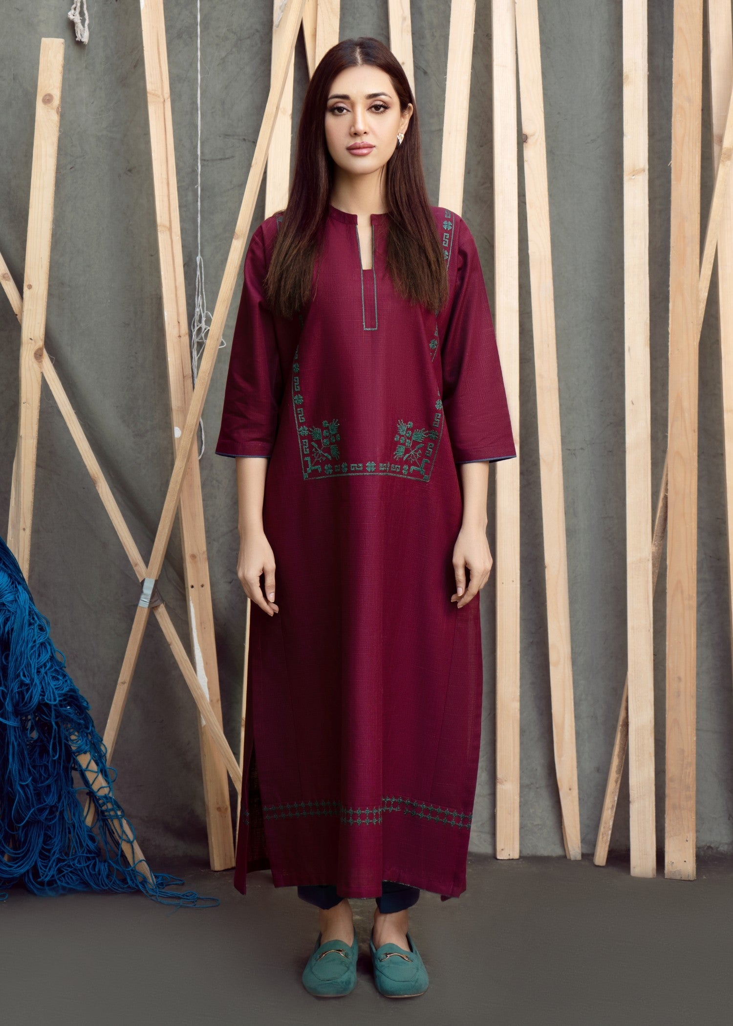 slub khaddar Kurta Set in Teal, maroon