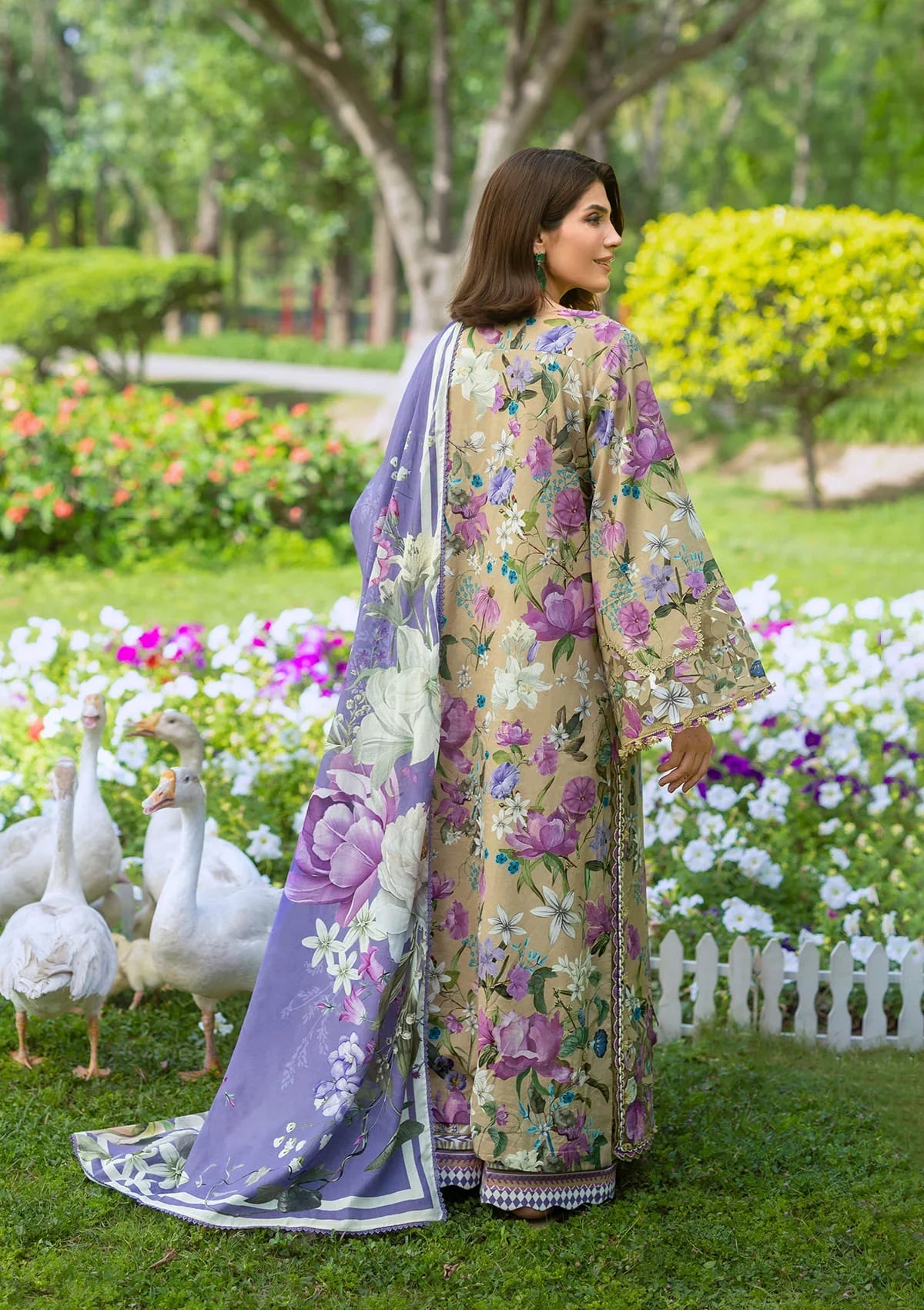 Bridgerton Prints Lawn – EPB-4A GIARDINO