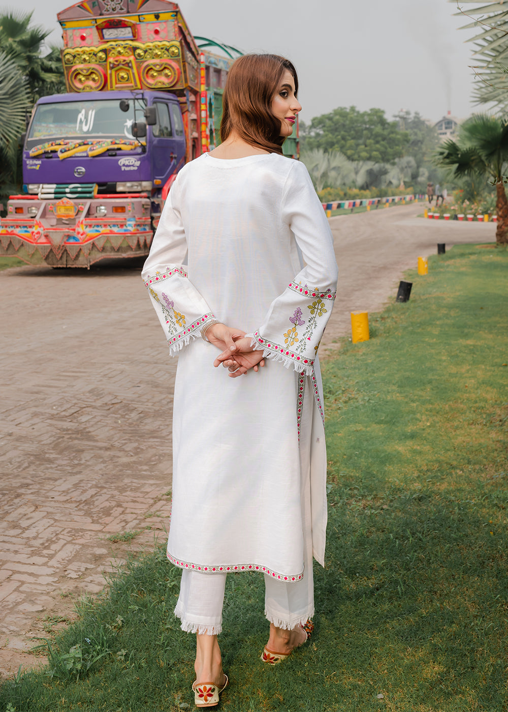 slub khaddar Kurta Set in White