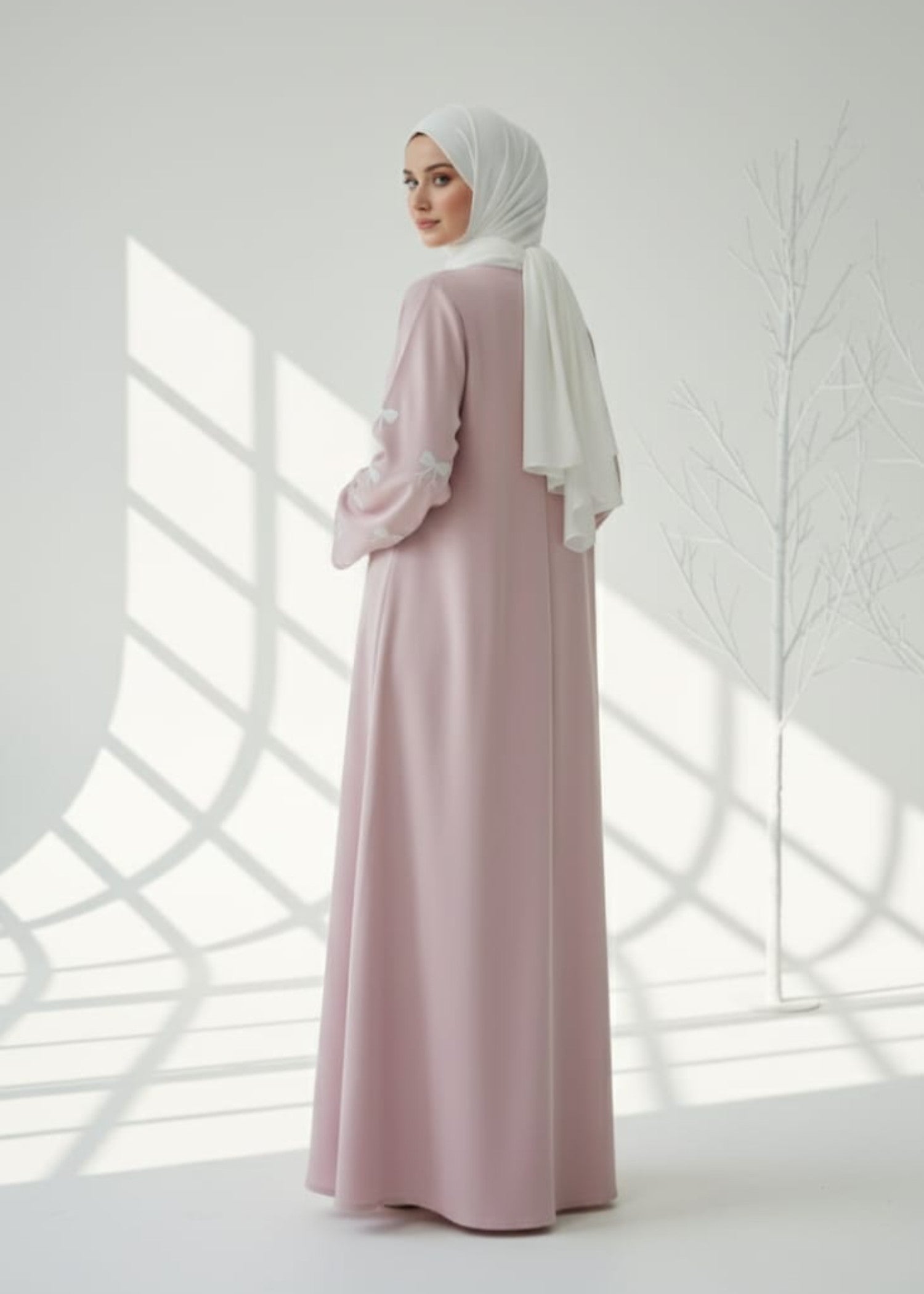 nidha blend Abaya in Cherry blossom pink