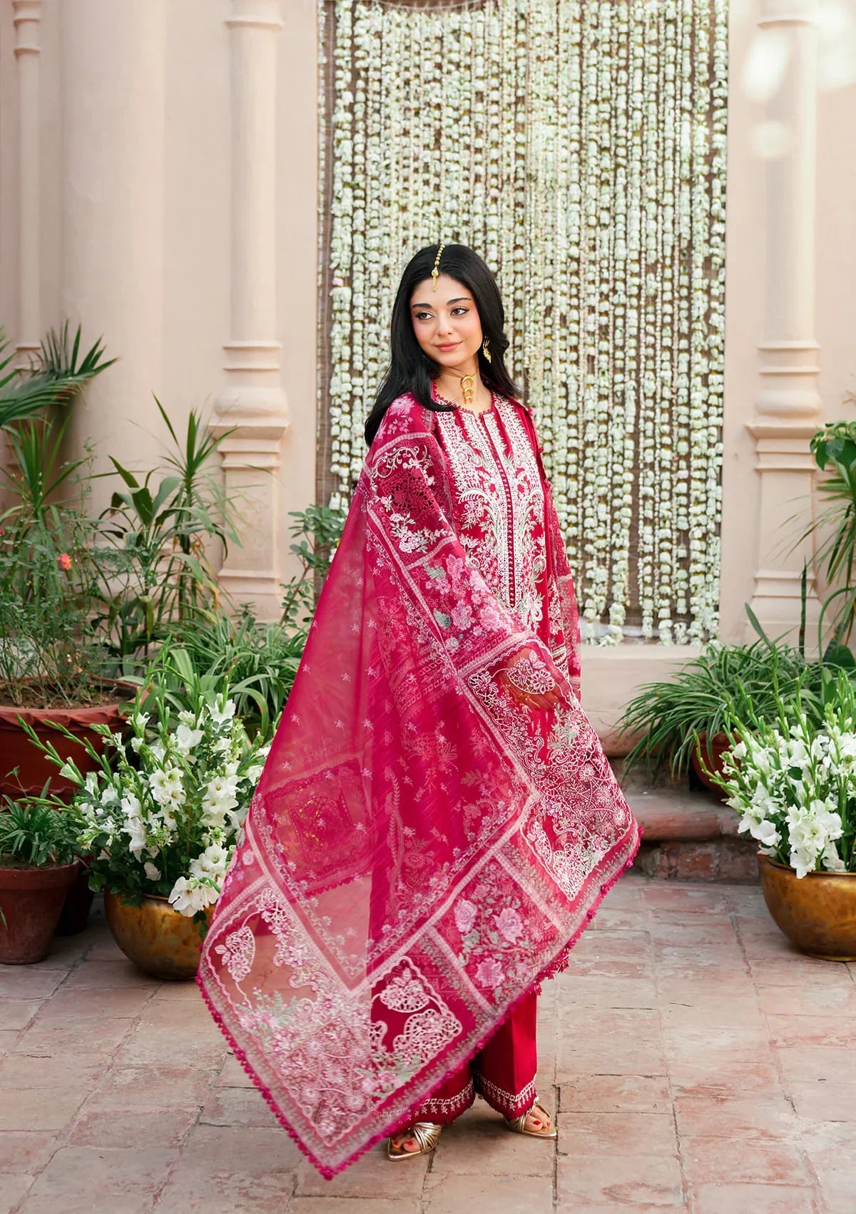 Ek Fasana Luxury Lawn – KLB-1B MAHRANI