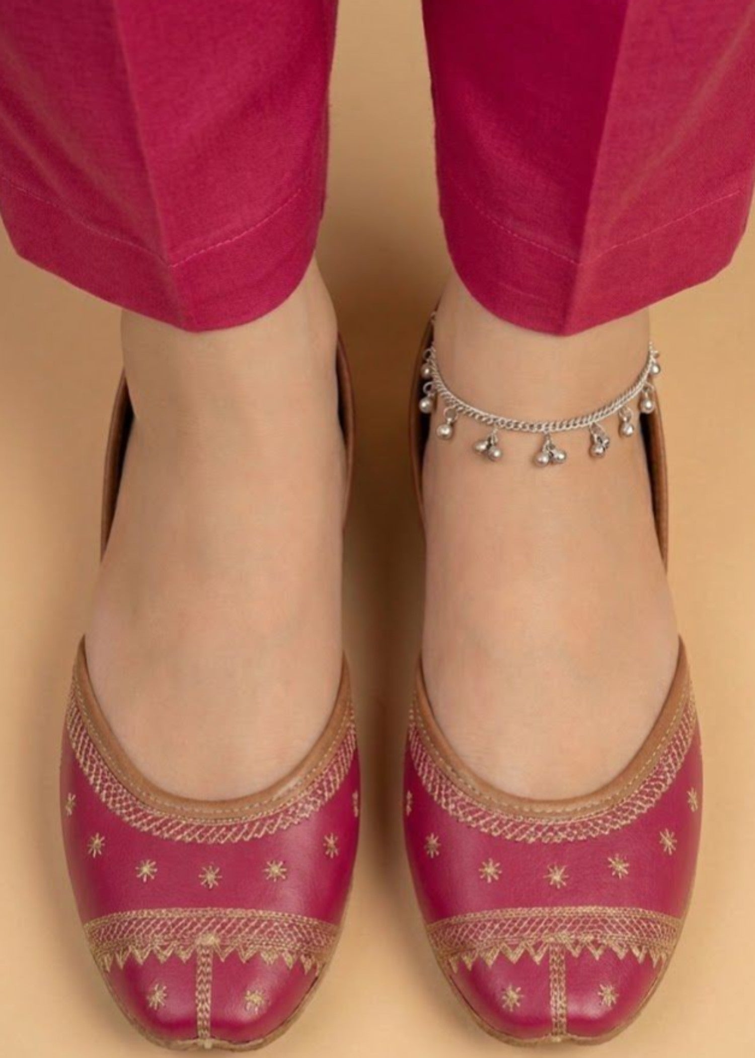 Khussa in Rose red by - High Quality Women Khussa IIN0687
