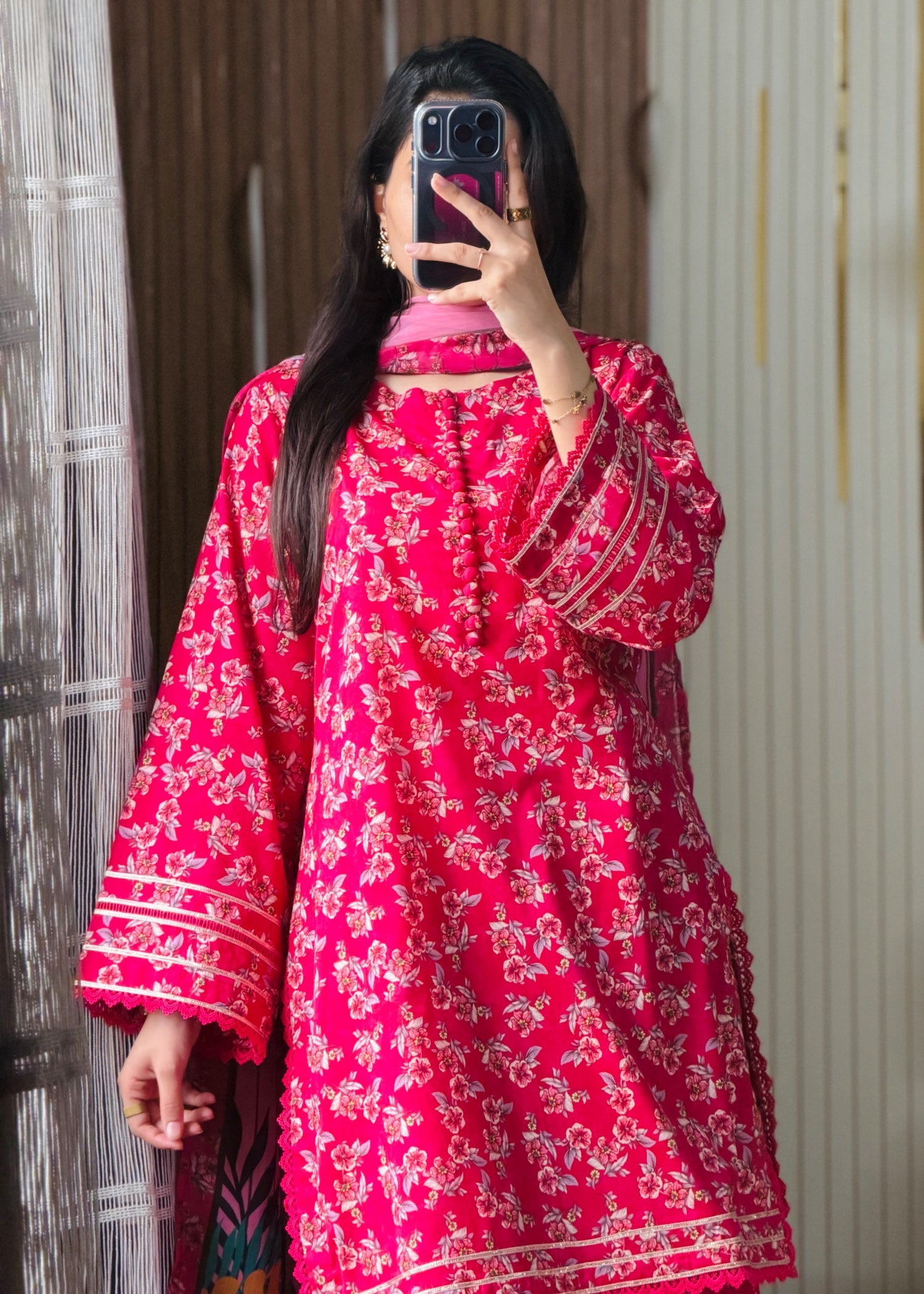 lawn Kurta Set in Amaranth