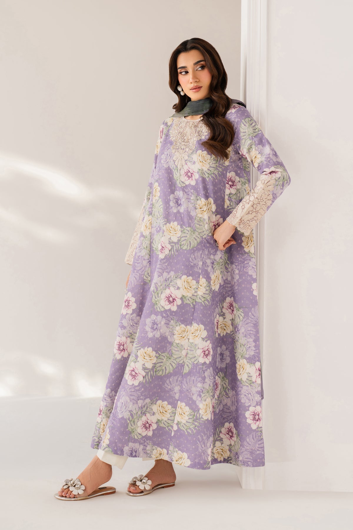 Layana Spring Lawn – ROUVI