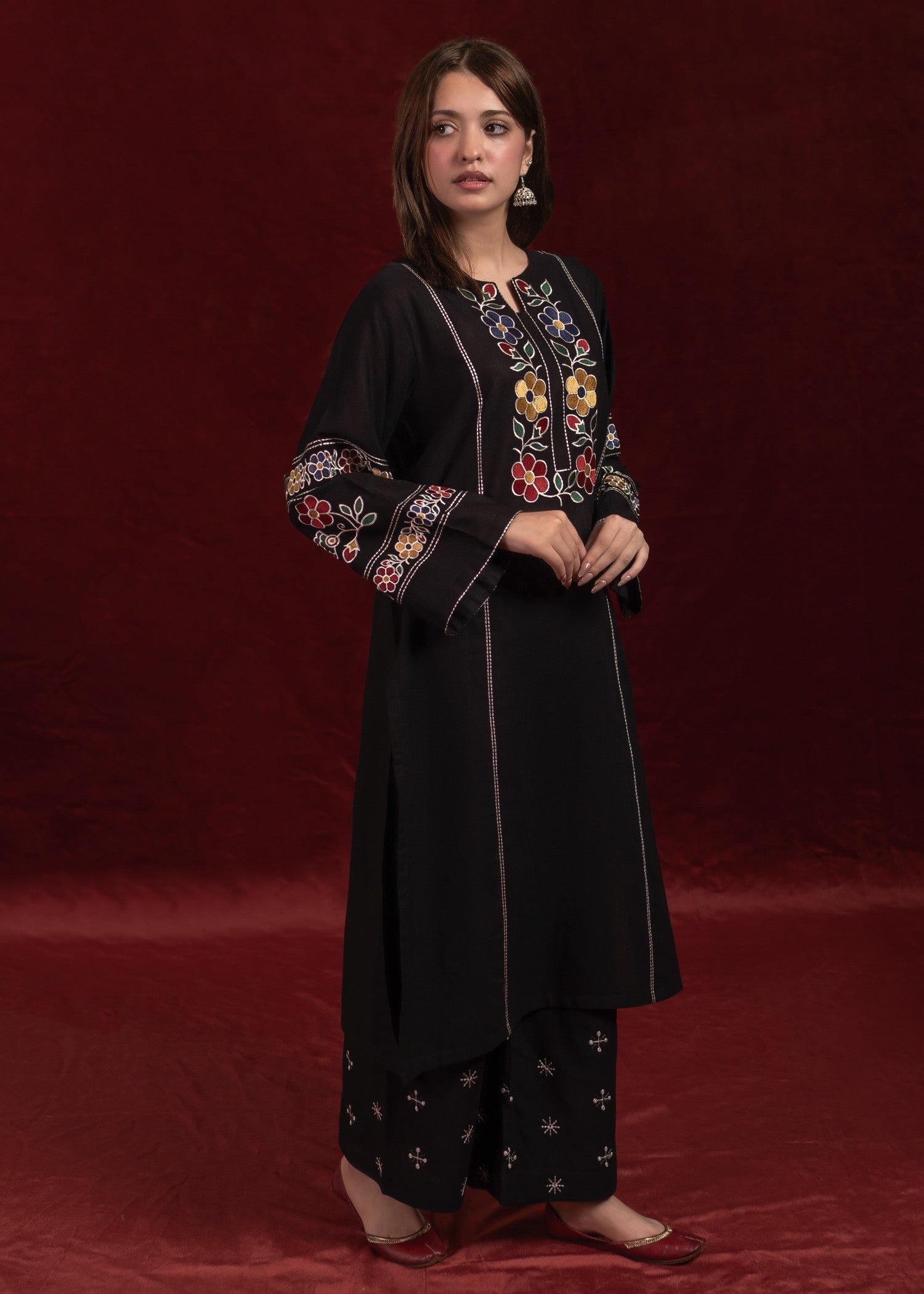 slub khaddar Kurta Set in Black