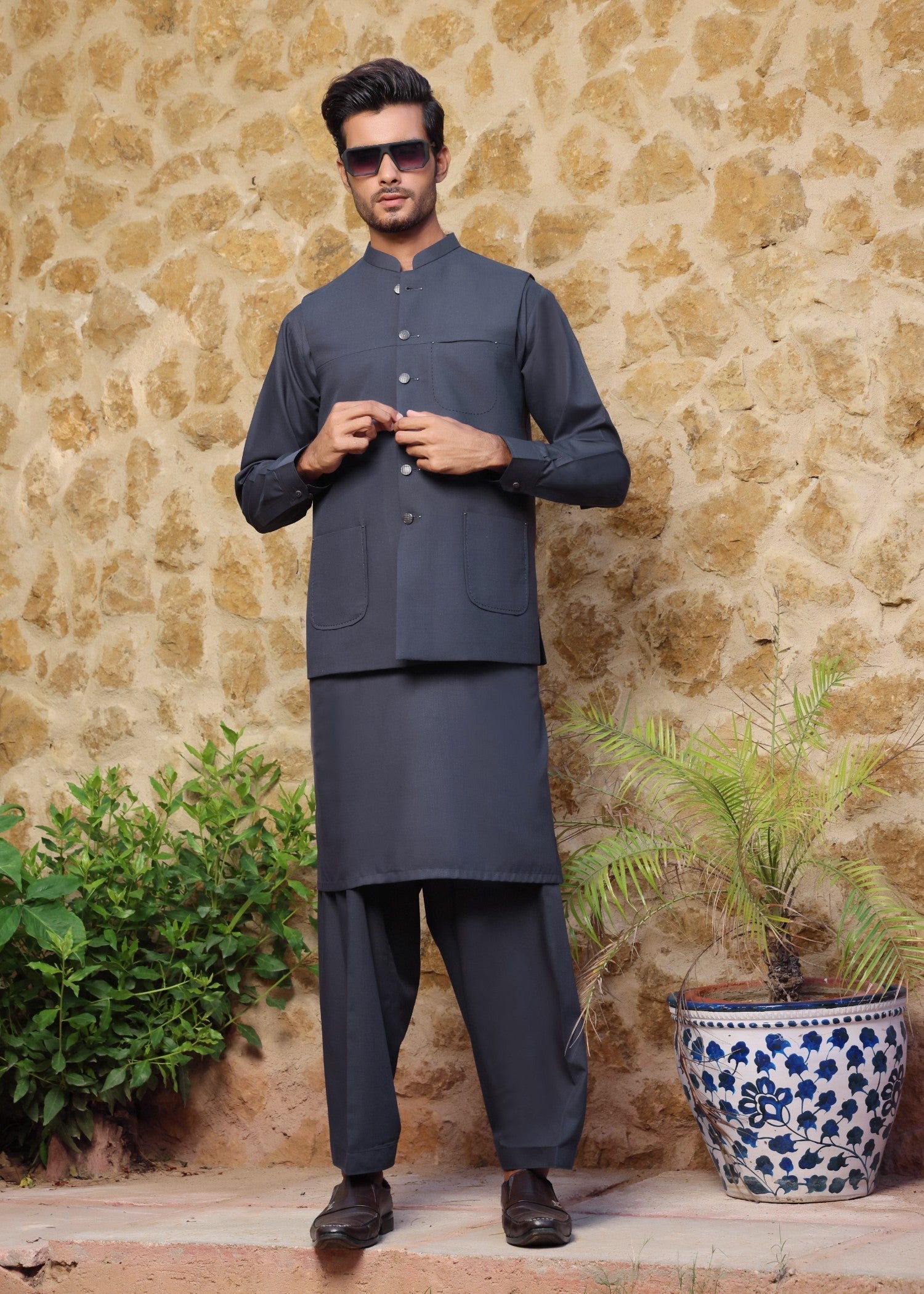 wash & wear Waistcoat in Grey