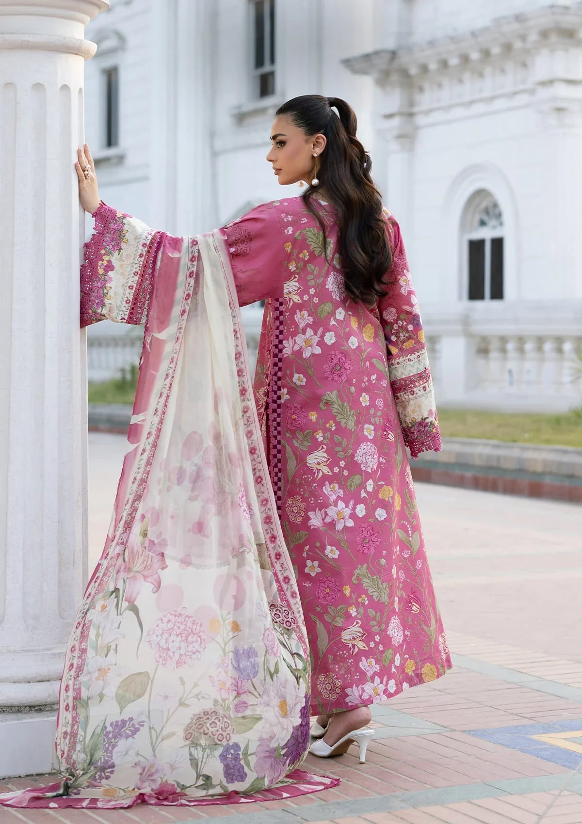 Signature Lawn Edit – 5b Delilah
