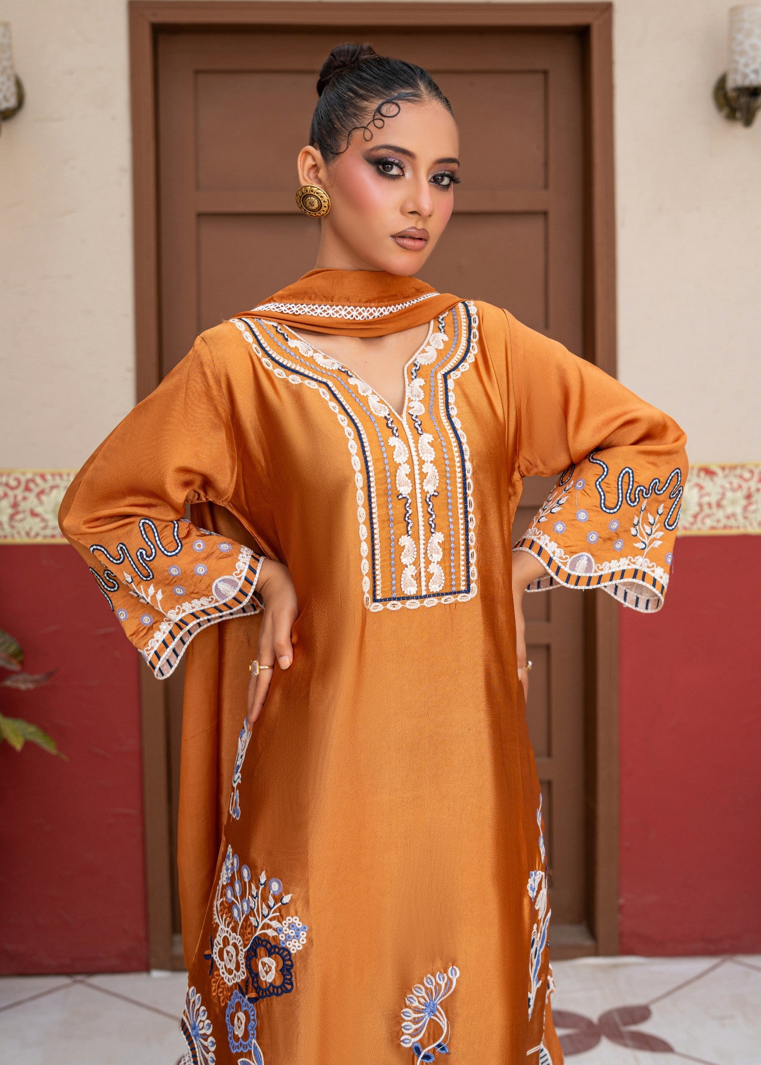 silk Kaftan in White, mustard, blue
