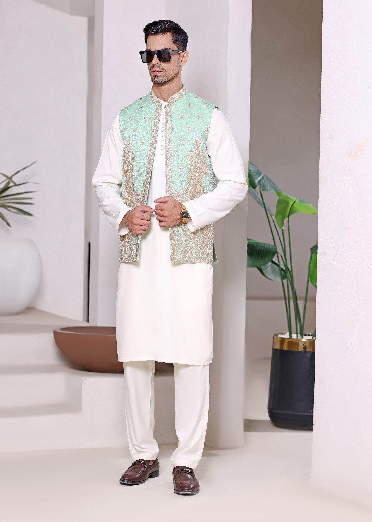 jamawar Waistcoat in Light cyan