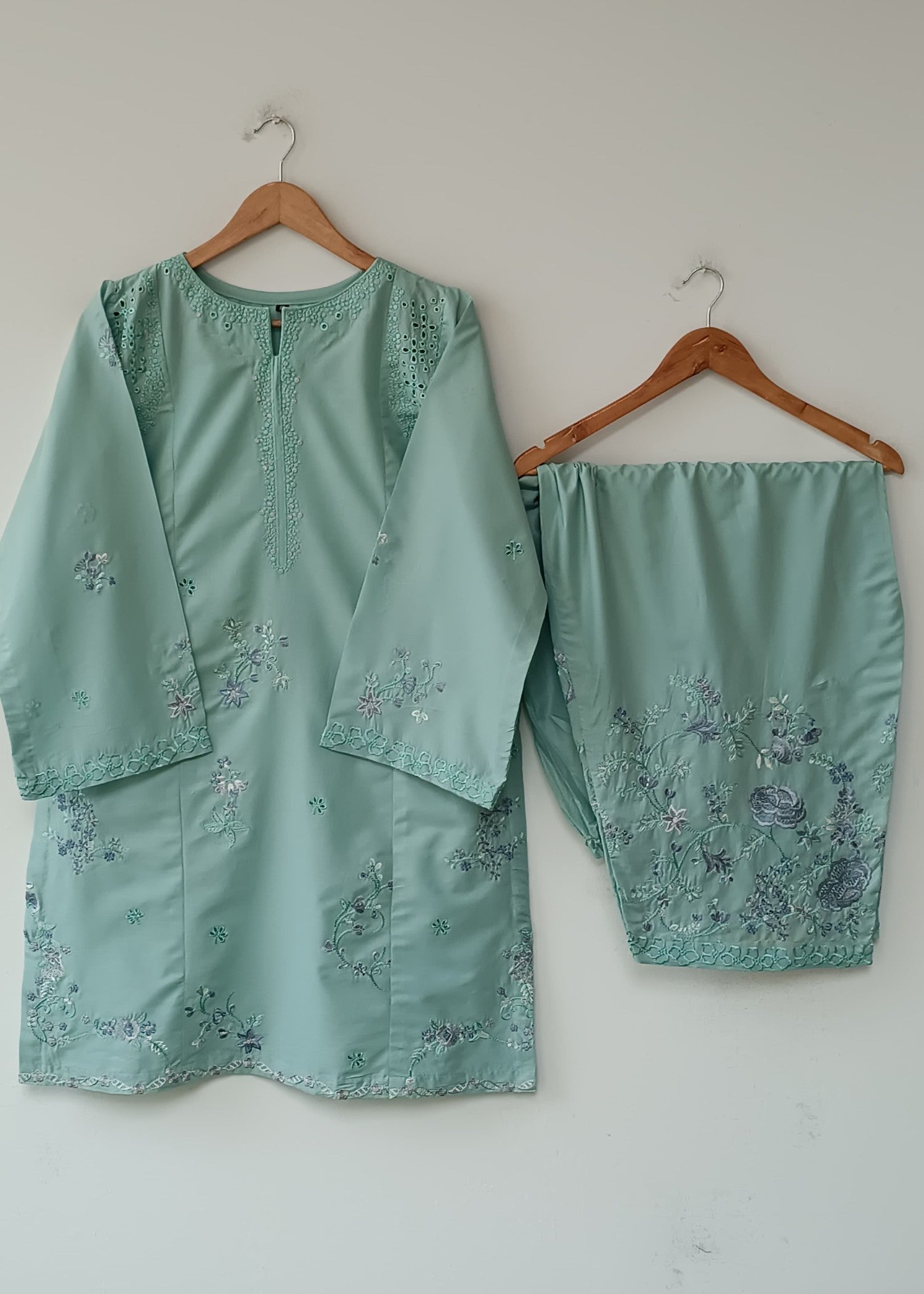 lawn cotton Kurta Set in Moss green