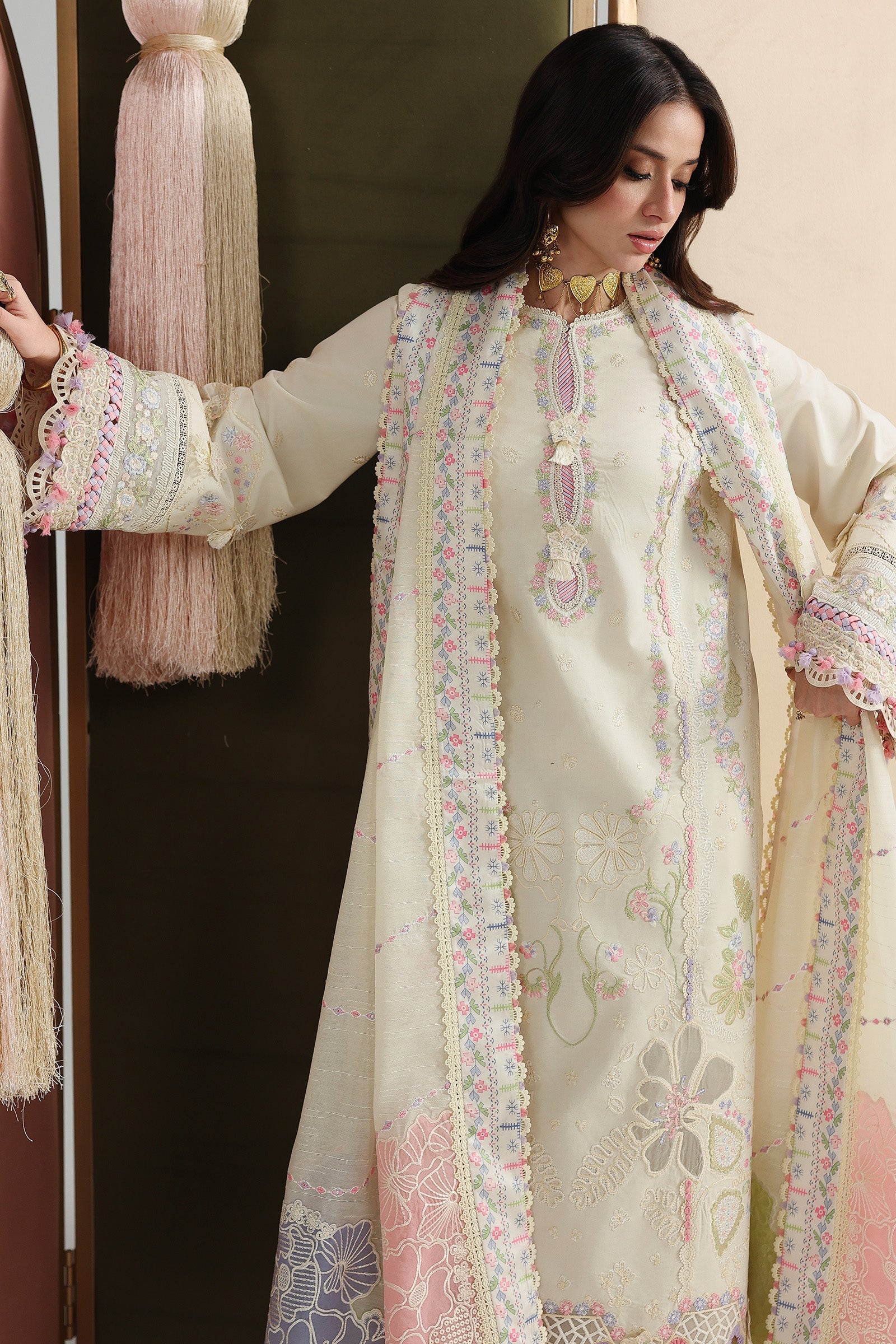 Festive Luxury Lawn – QFL-01 ELMA