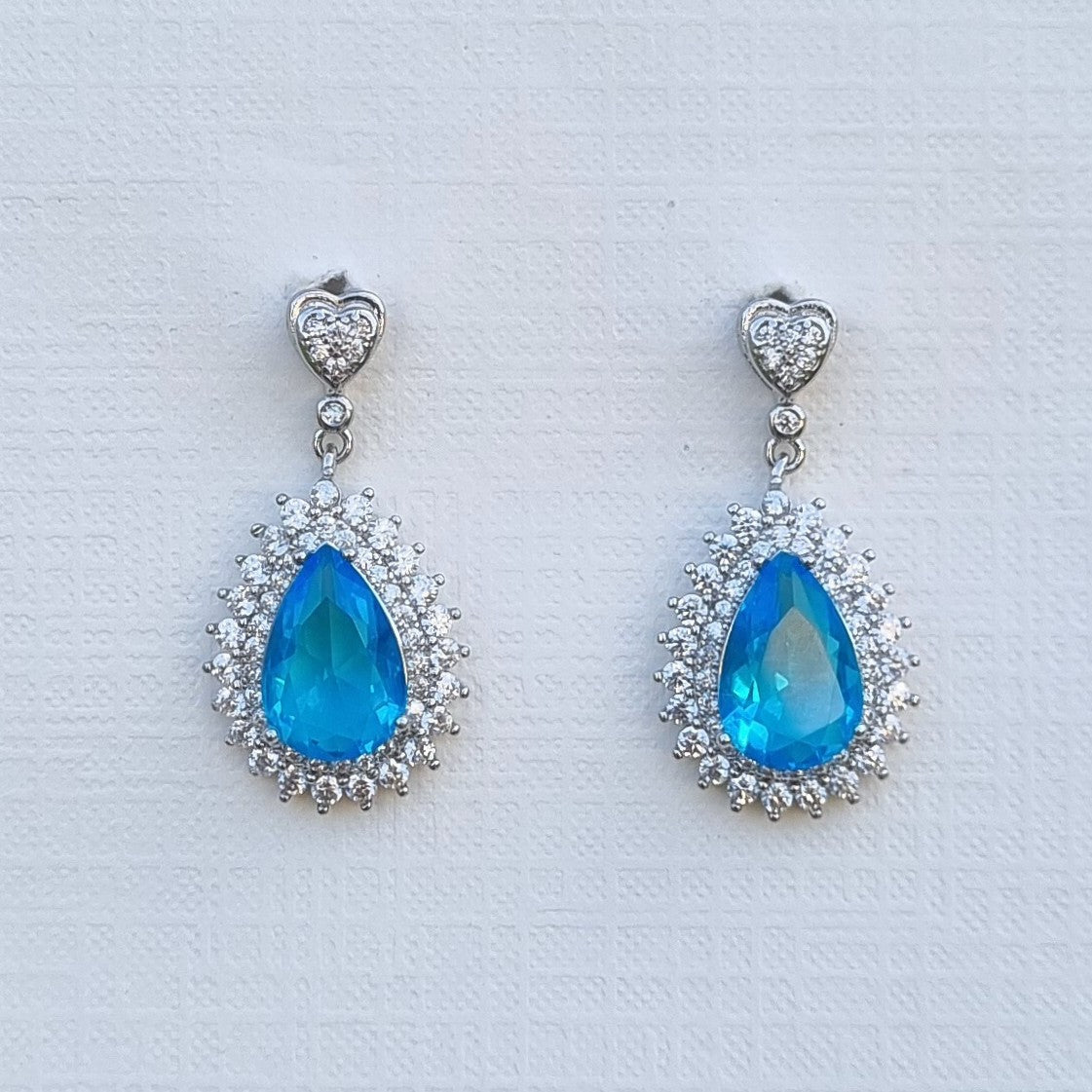 Earrings in Blue Color by - Trendy Women Earrings STN1307