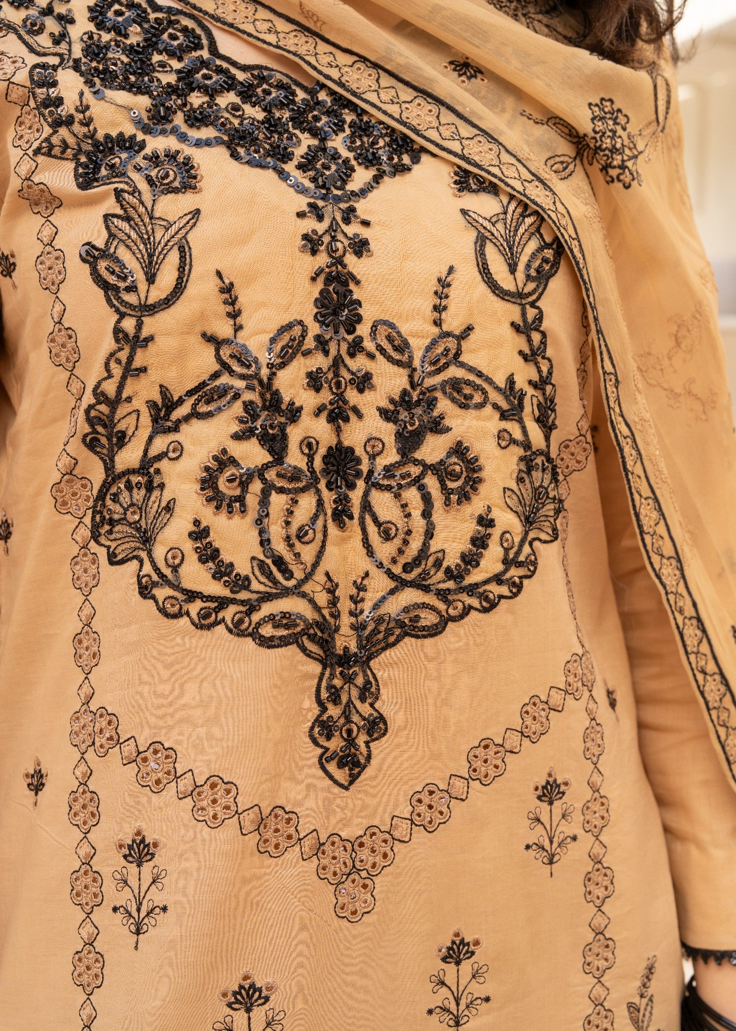 lawn Kurta Set in Goldfish orange