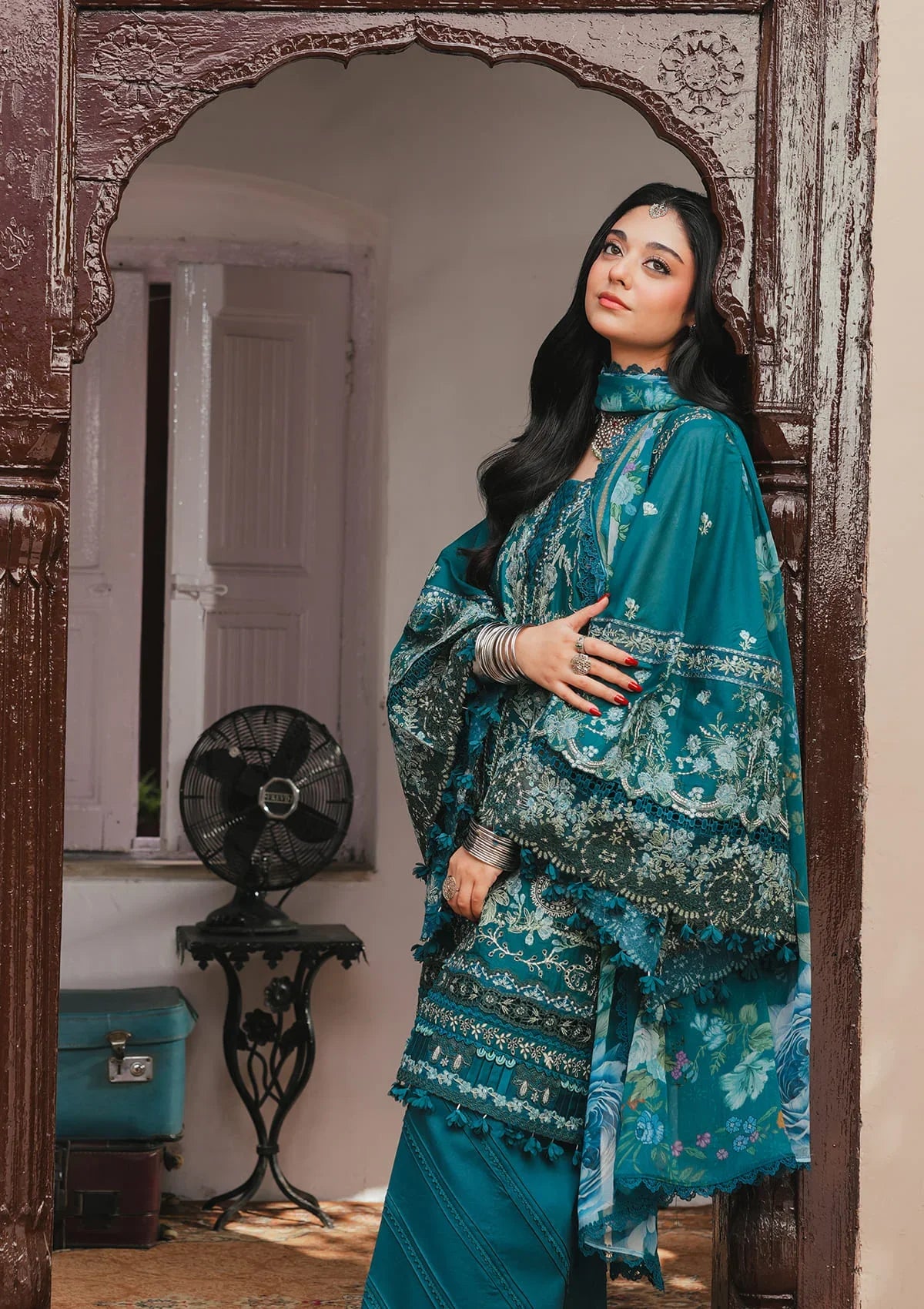 Ek Fasana Luxury Lawn – KLB-5A MORNI