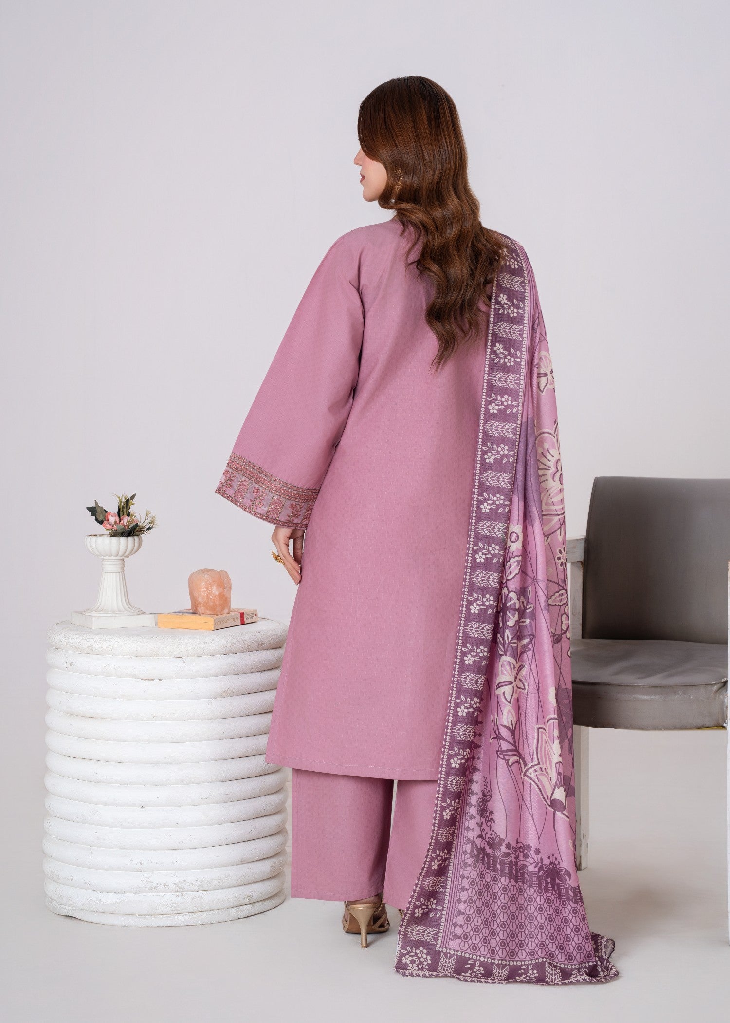 khaddar Gown in Lilac