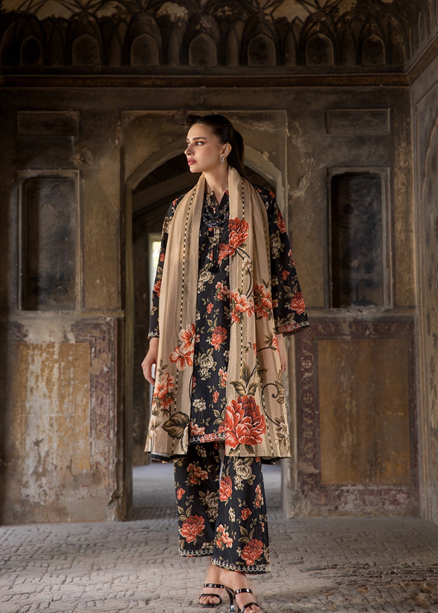 khaddar Kurta Set in Jet black