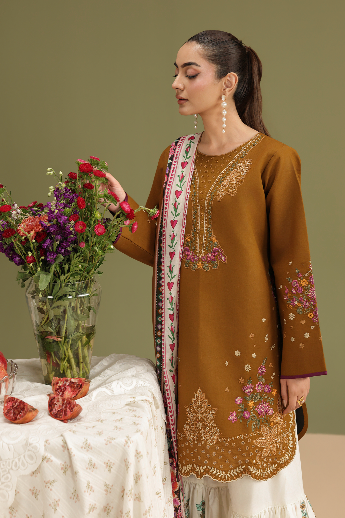 Jahaan Lawn Edit – J-01