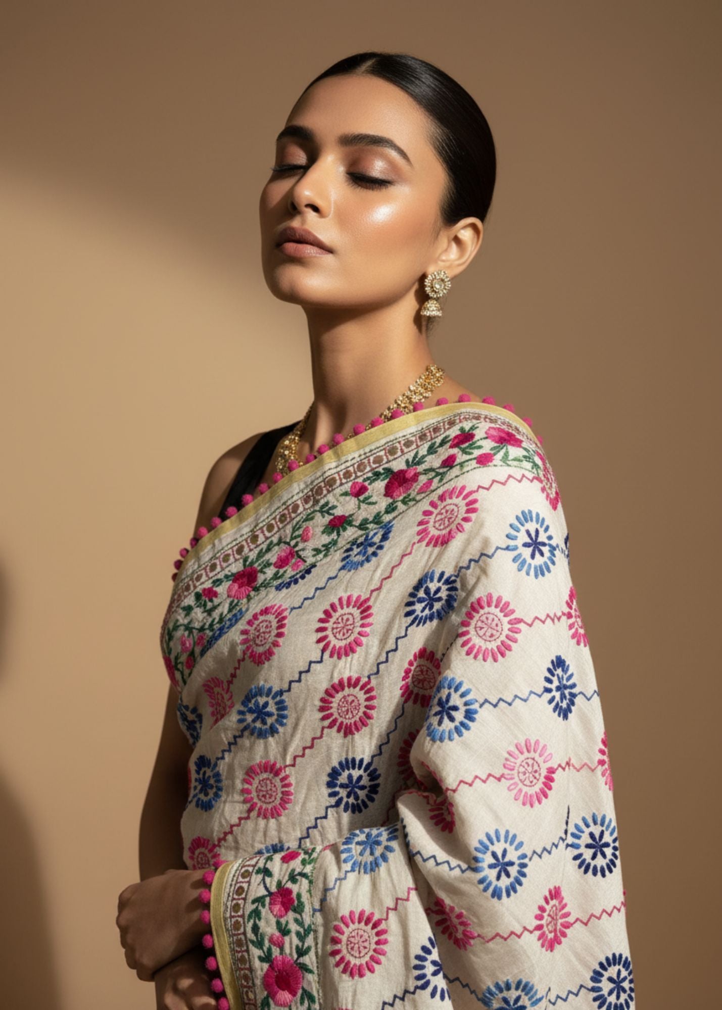 Dupatta in Multi, off-white, pink Color by - Trendy Women Dupatta JOO1072