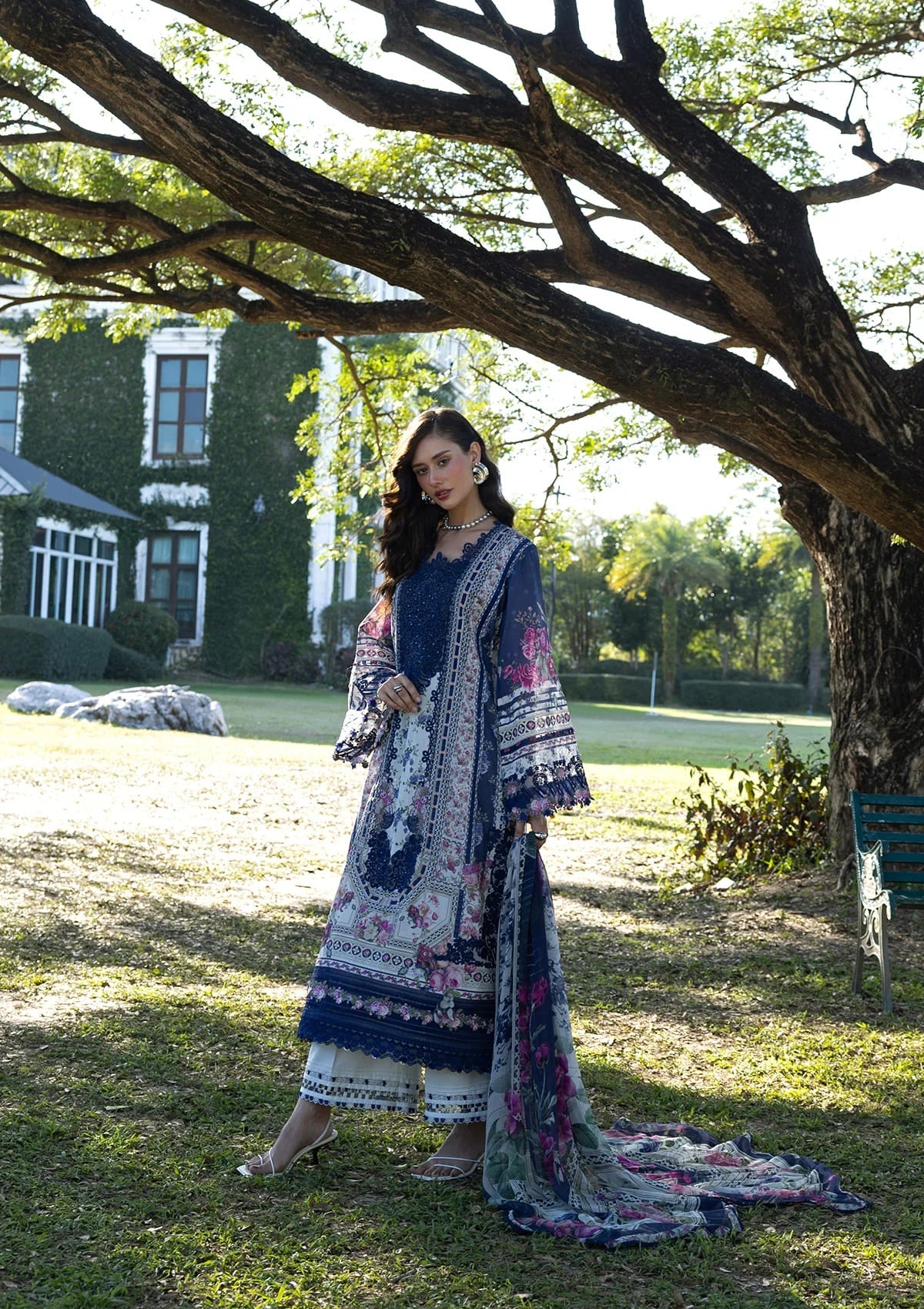 Signature Embroidered Lawn Prints – ESA-2A VERONICA