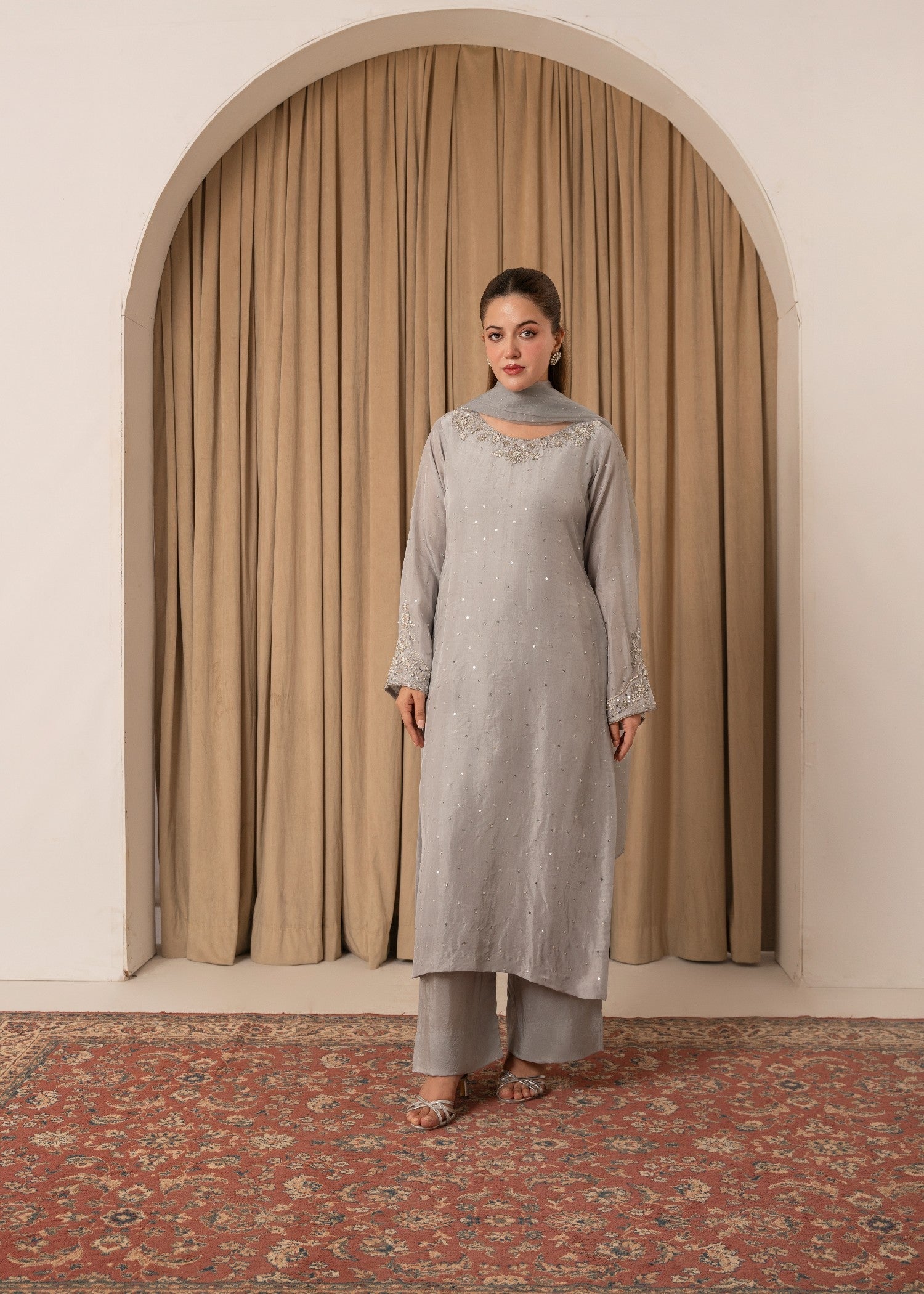 tussar silk Kurta Set in Silver