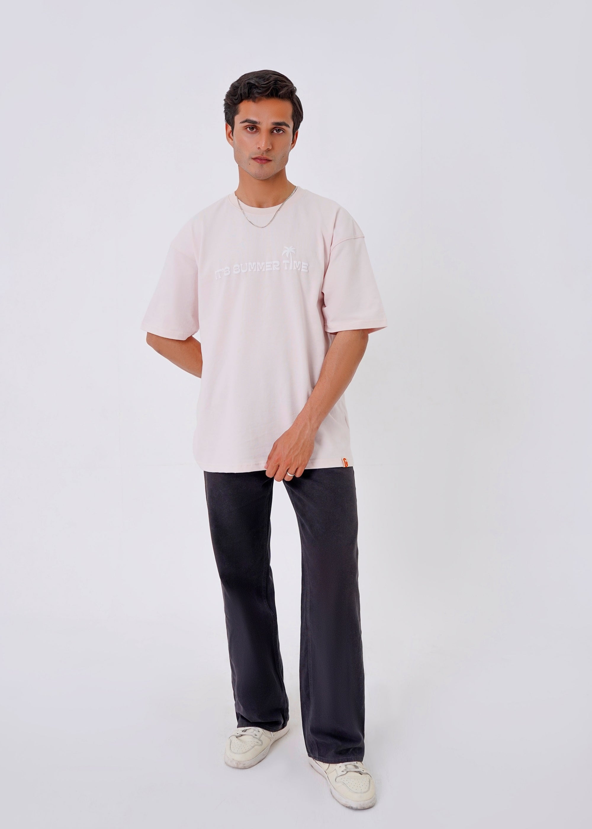 cotton T Shirt in Pink by Girafits
