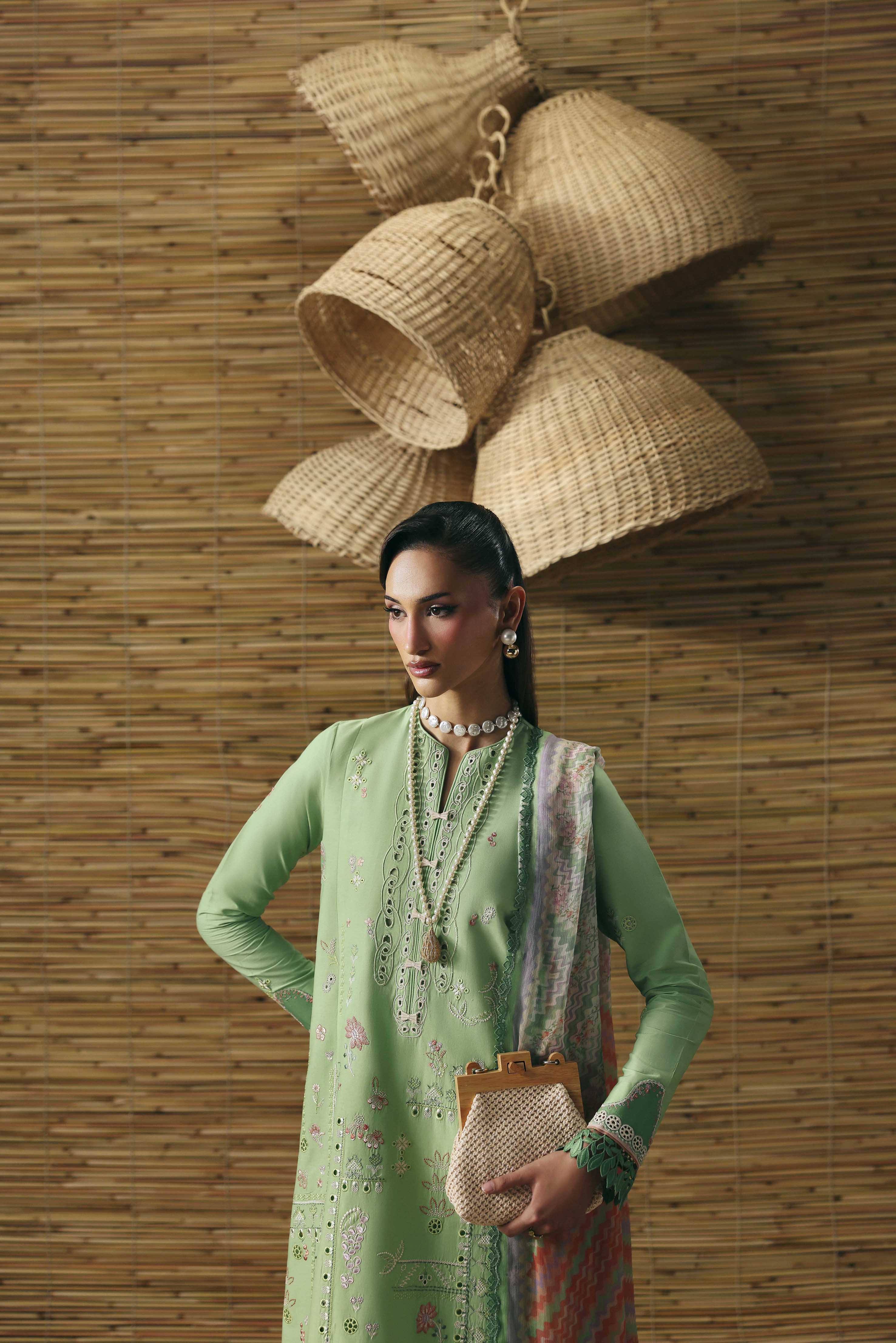 Luxury Lawn – SL-01-26-V2