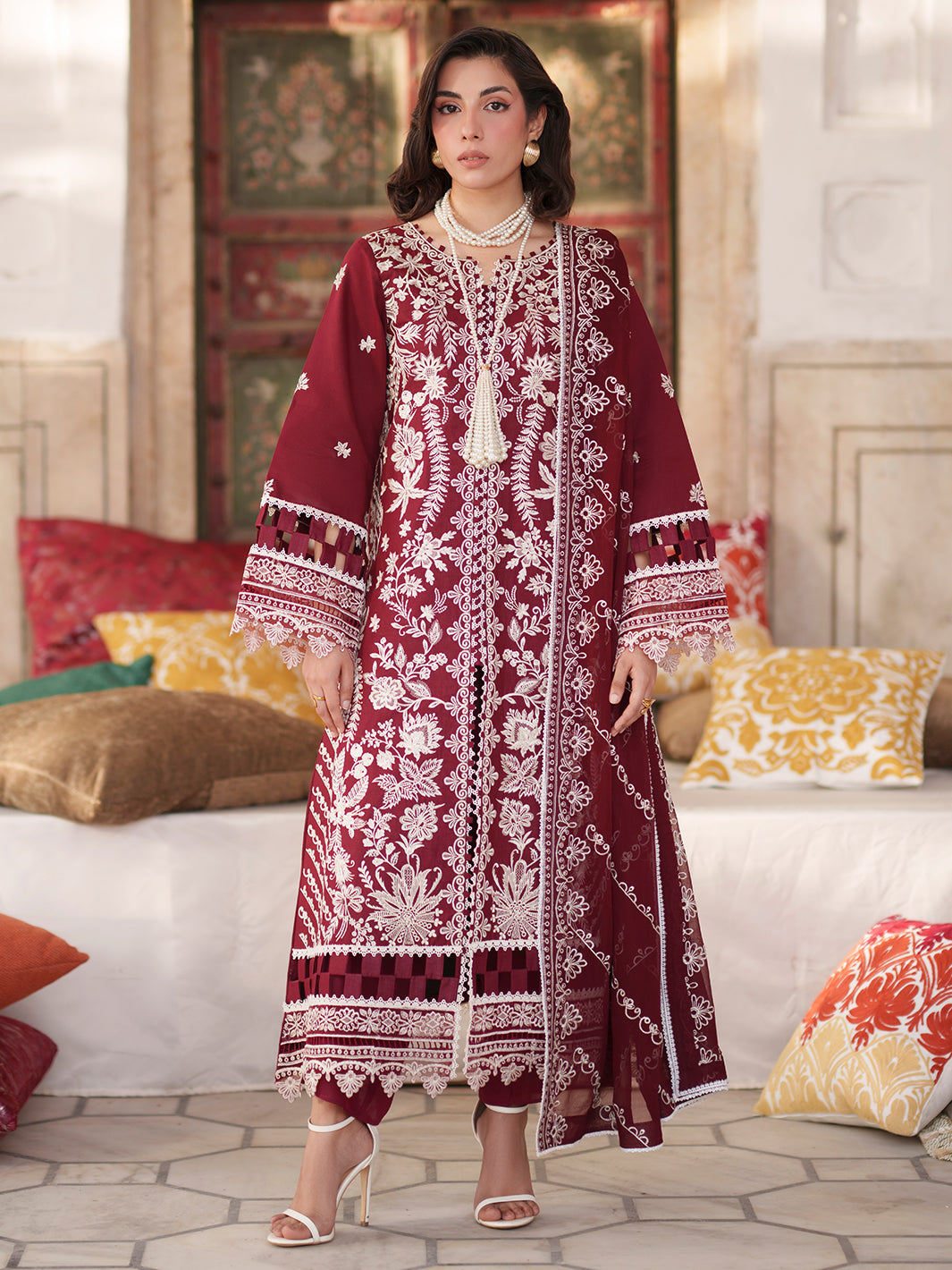 Nilofer Luxury Lawn – NL-08