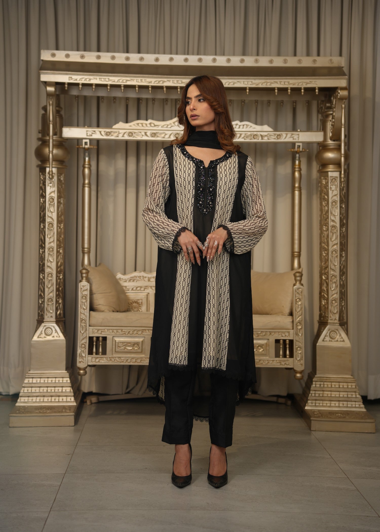 georgette Short Frock in White, black