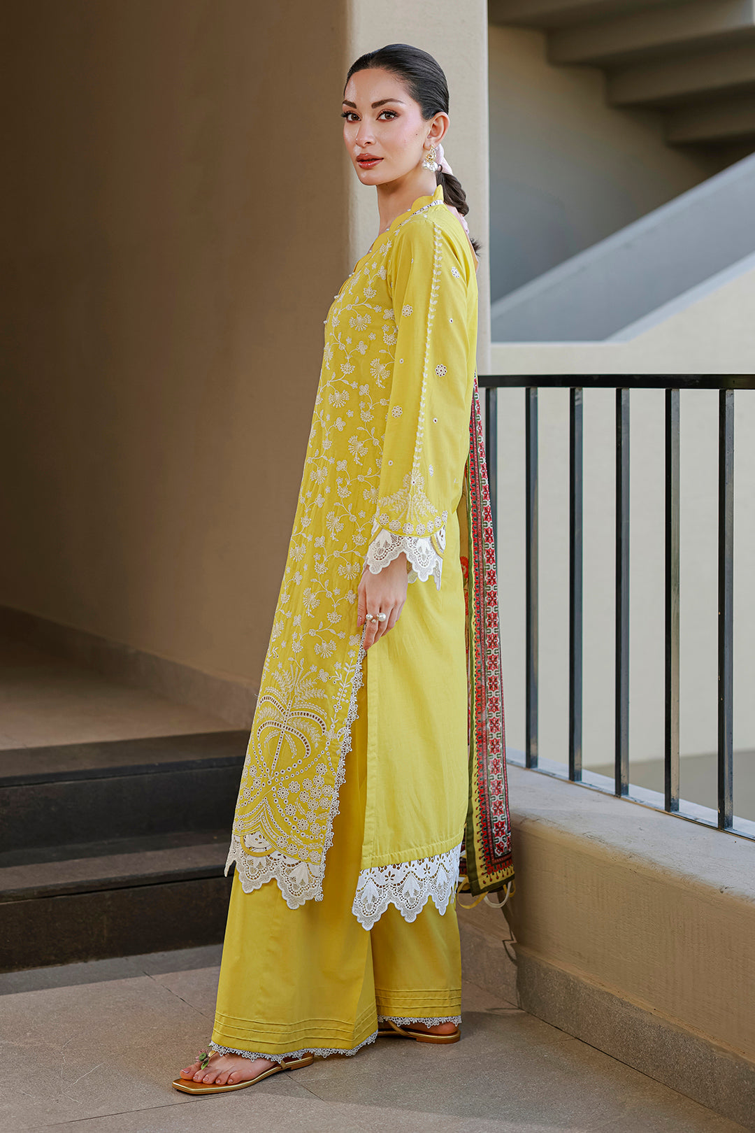 Chikankari Lawn – Z-4087