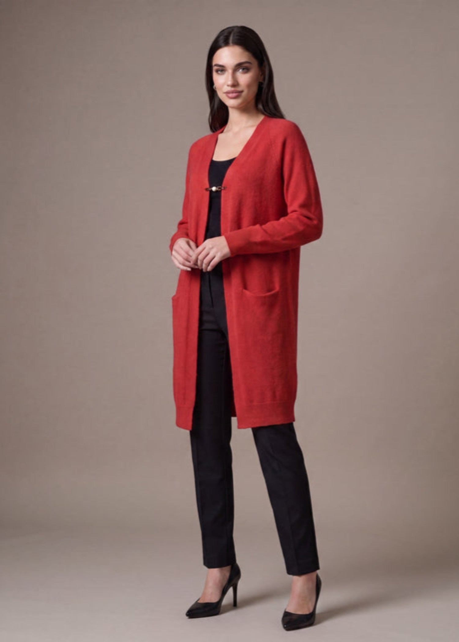 wool Cardigan in Blood red