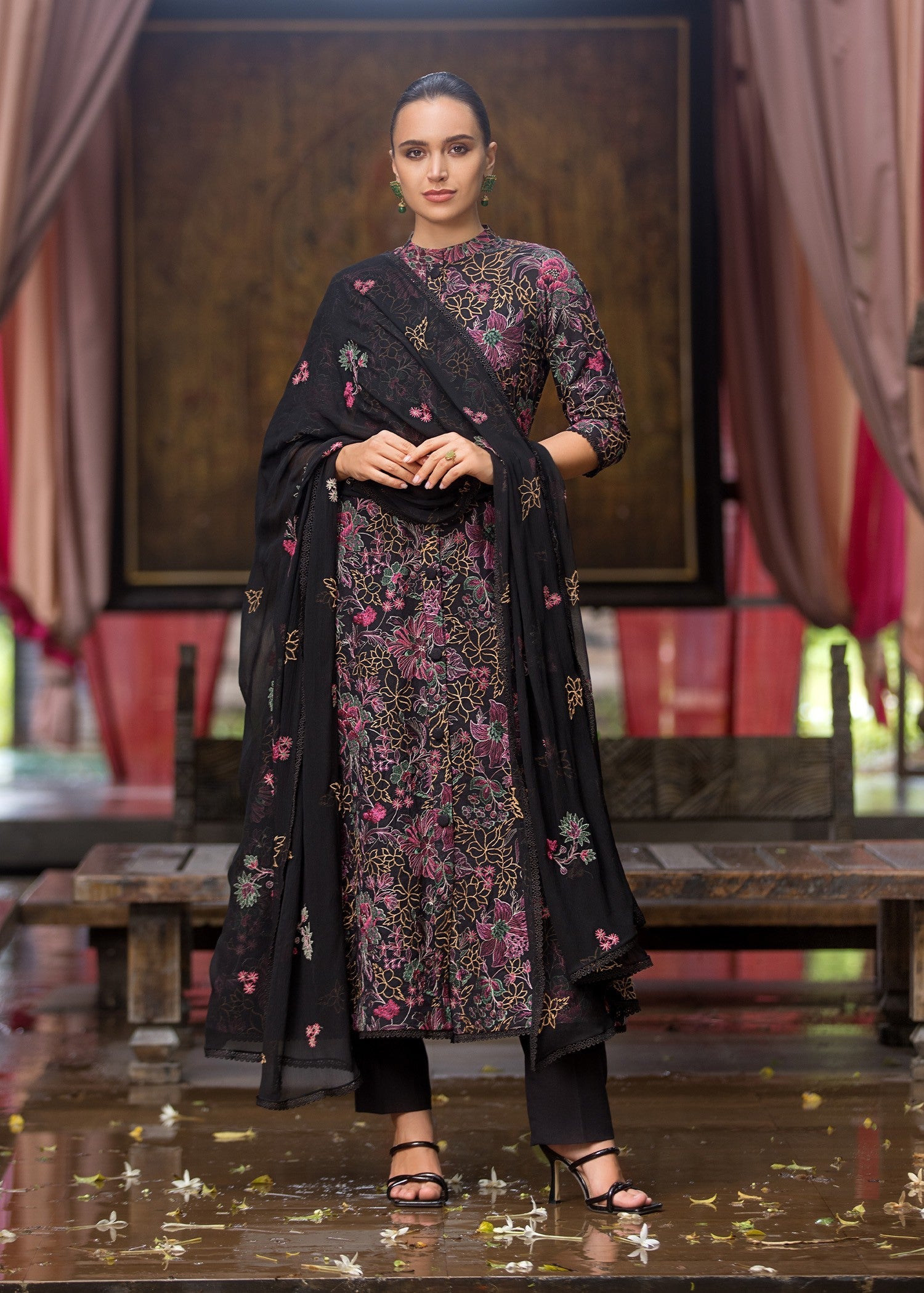 karandi Unstitched in Black