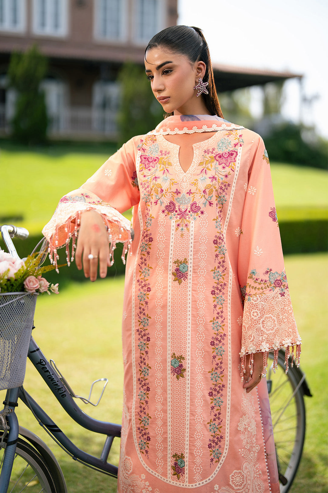 Summer Lawn – 7072-Eva