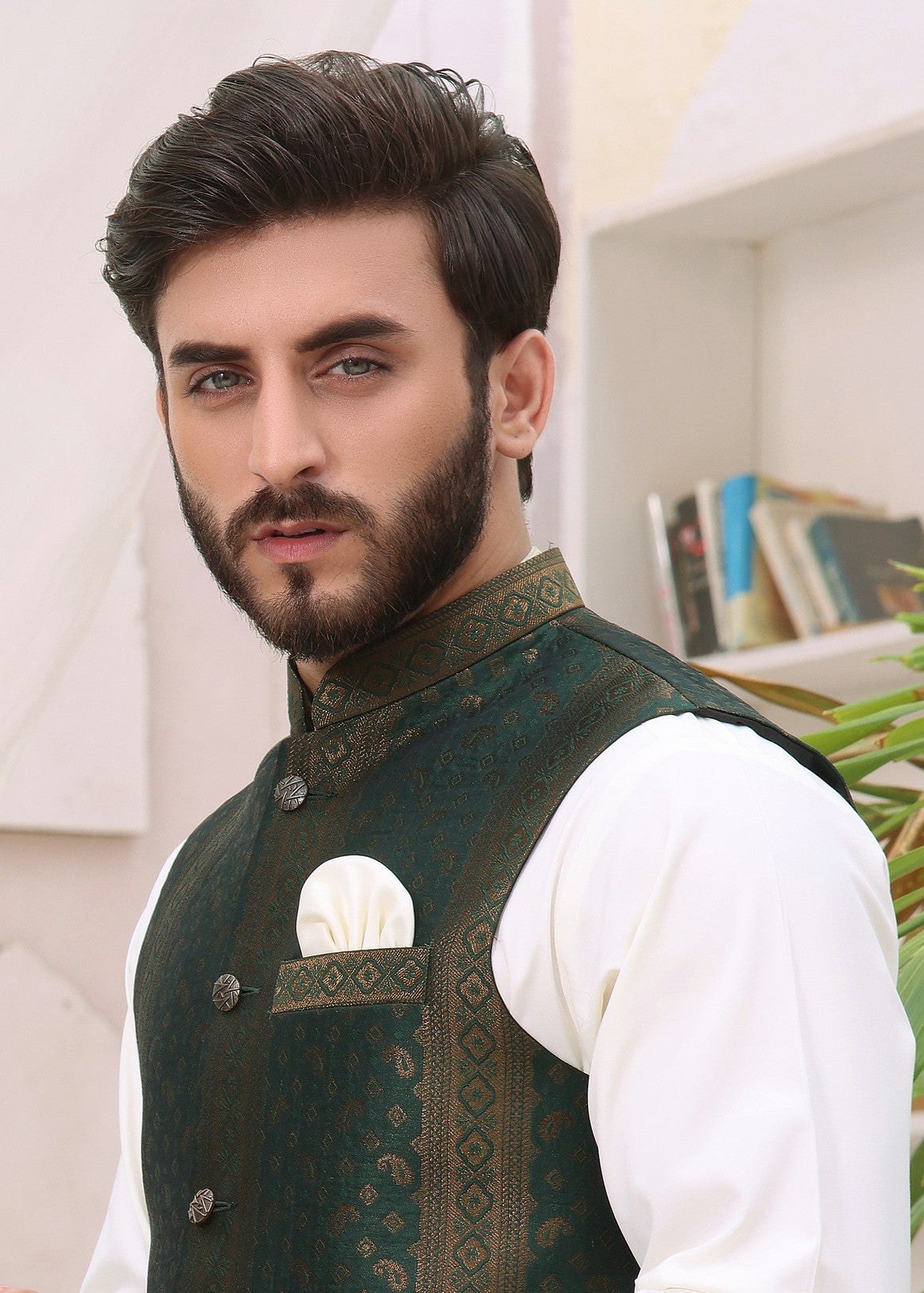 jamawar Waistcoat in Forest green