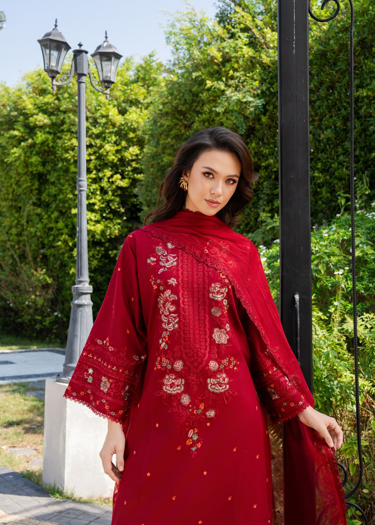 lawn Kurta Set in Berry red