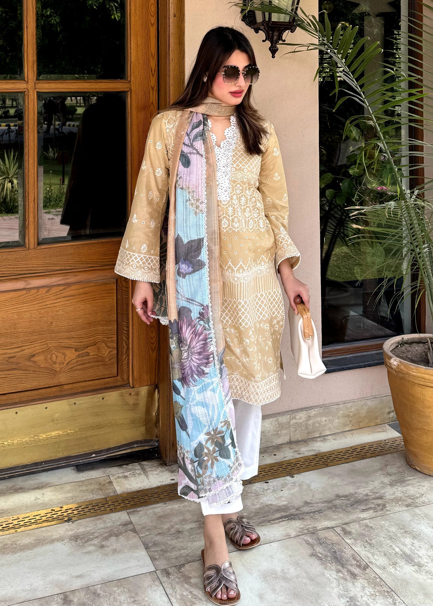 slub lawn Kurta Set in Mellow yellow