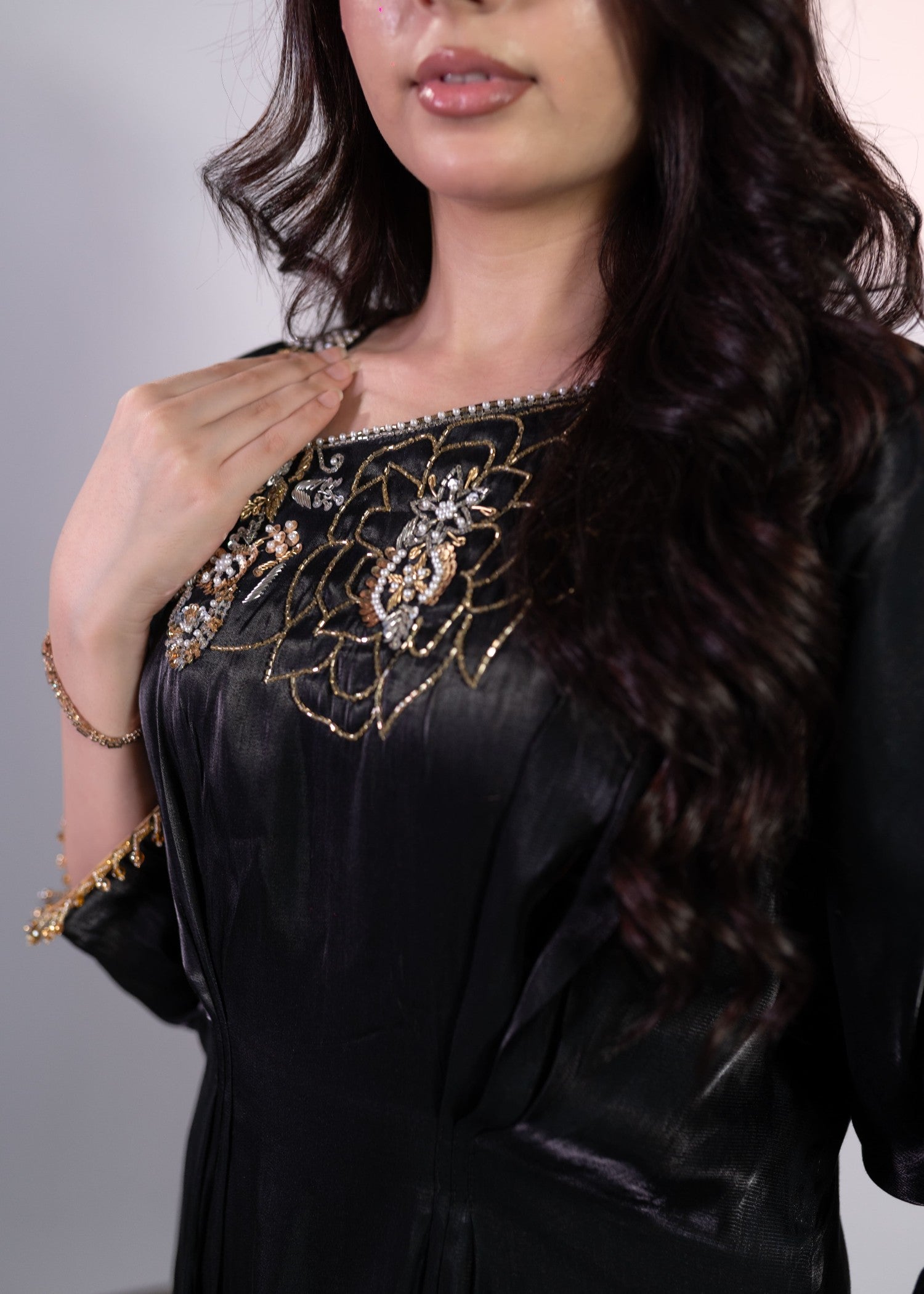 cotton silk Kaftan in Black