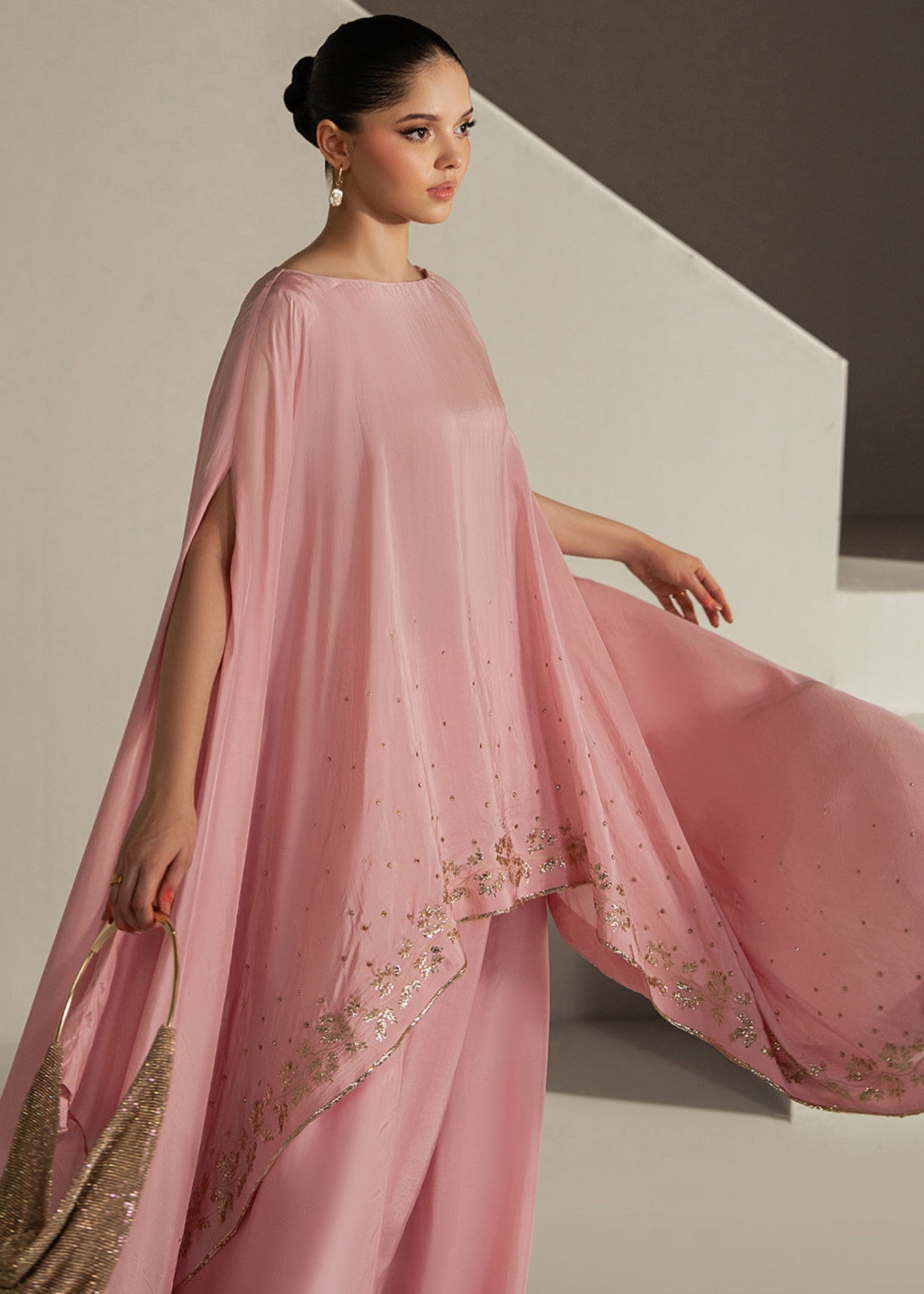 silk Kaftan in Baby pink