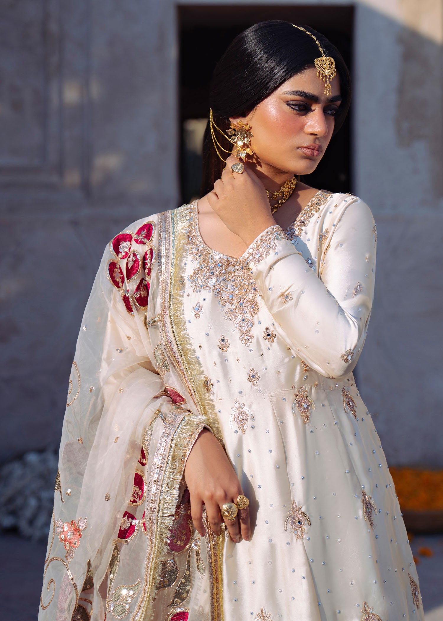 charmuse/shamooz Maxi in Ivory