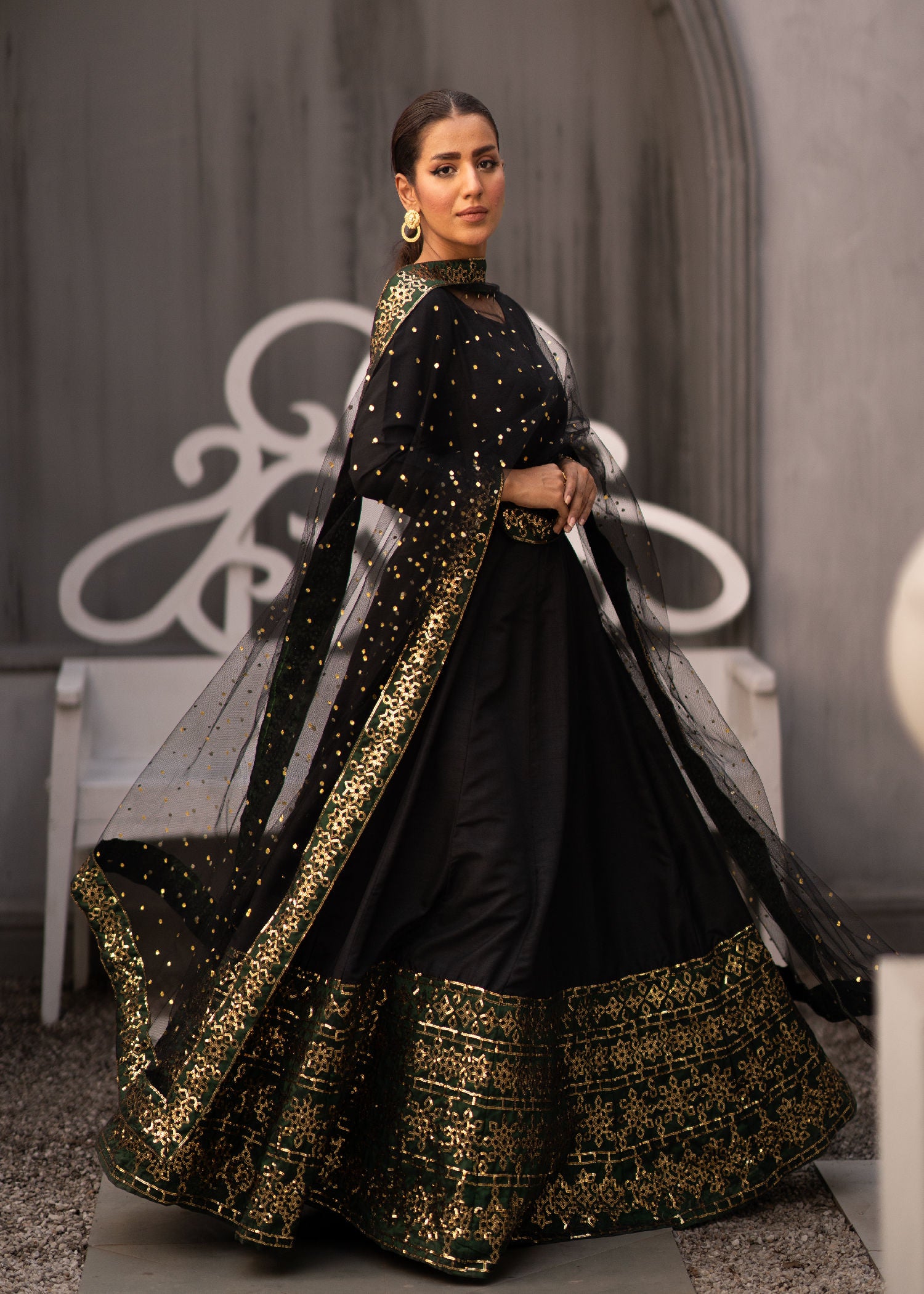 pk raw silk Pishwas in Black