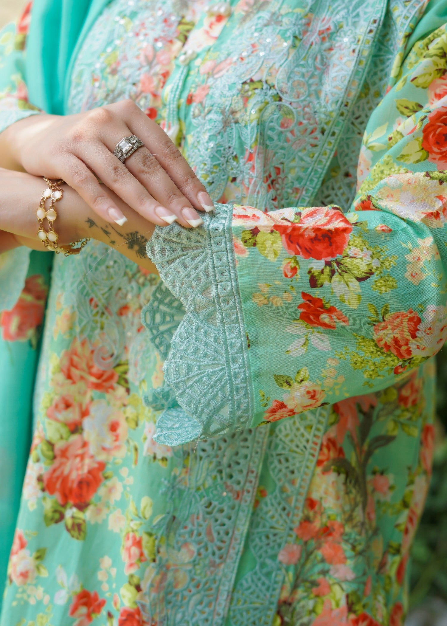 swiss lawn Kurta Set in Spring green